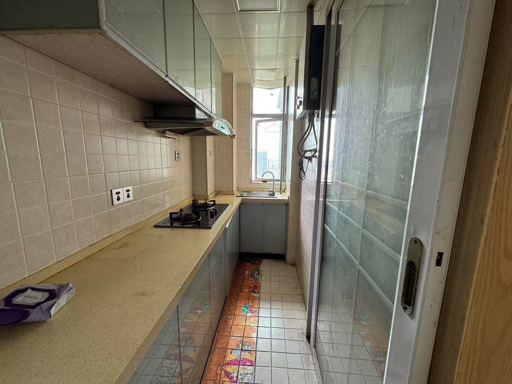 鹏利广场 1室1厅1卫 1200.0元/月 鹏利广场 1室1厅1卫 1200.0元/月室内图