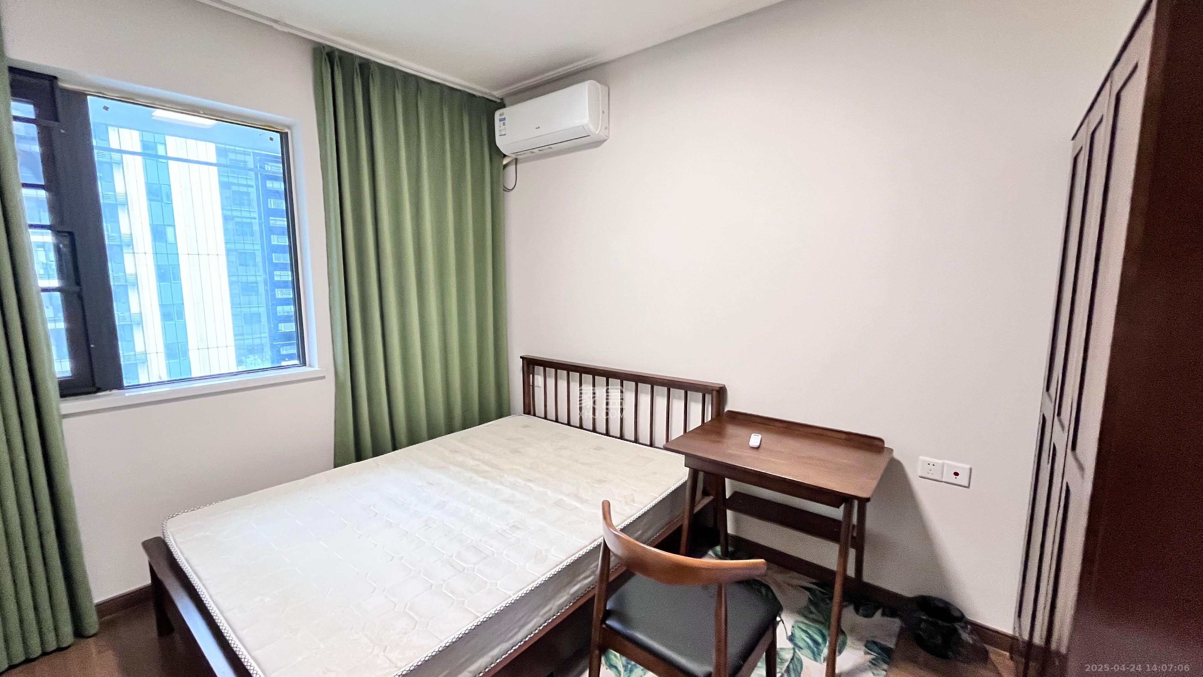 保利恒伟时光印象  4室2厅2卫   3300.00元/月室内图