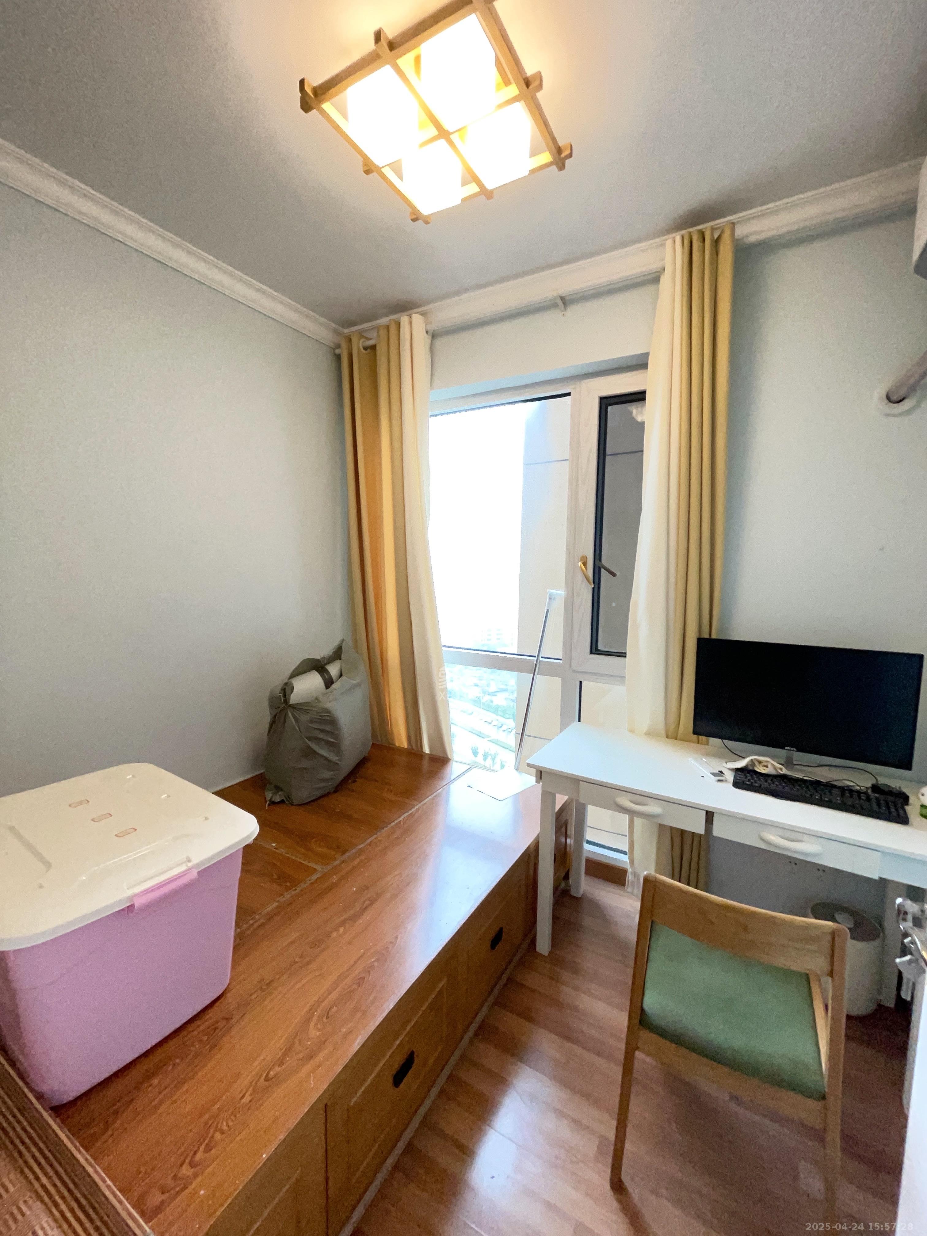 梅溪鑫苑名家 3室2厅1卫 2700.0元/月 梅溪鑫苑名家 3室2厅1卫 2700.0元/月室内图