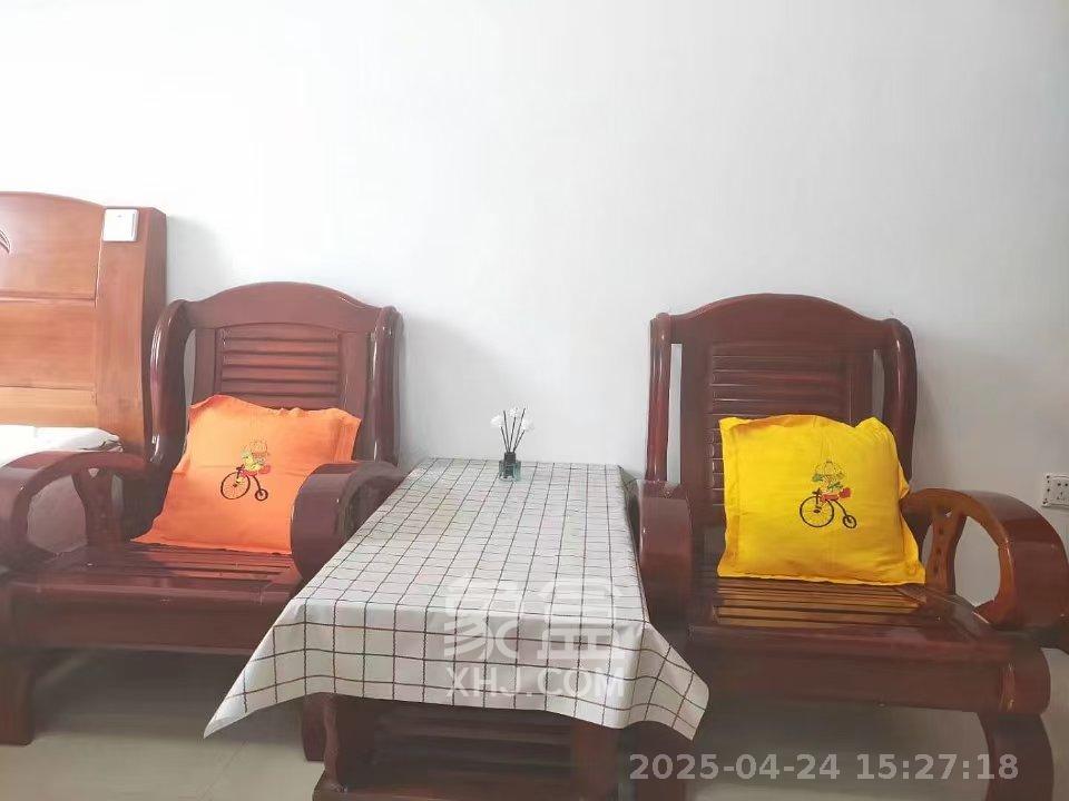 裕园小区(含浦) 1室1厅1卫 900.0元/月 裕园小区(含浦) 1室1厅1卫 900.0元/月室内图