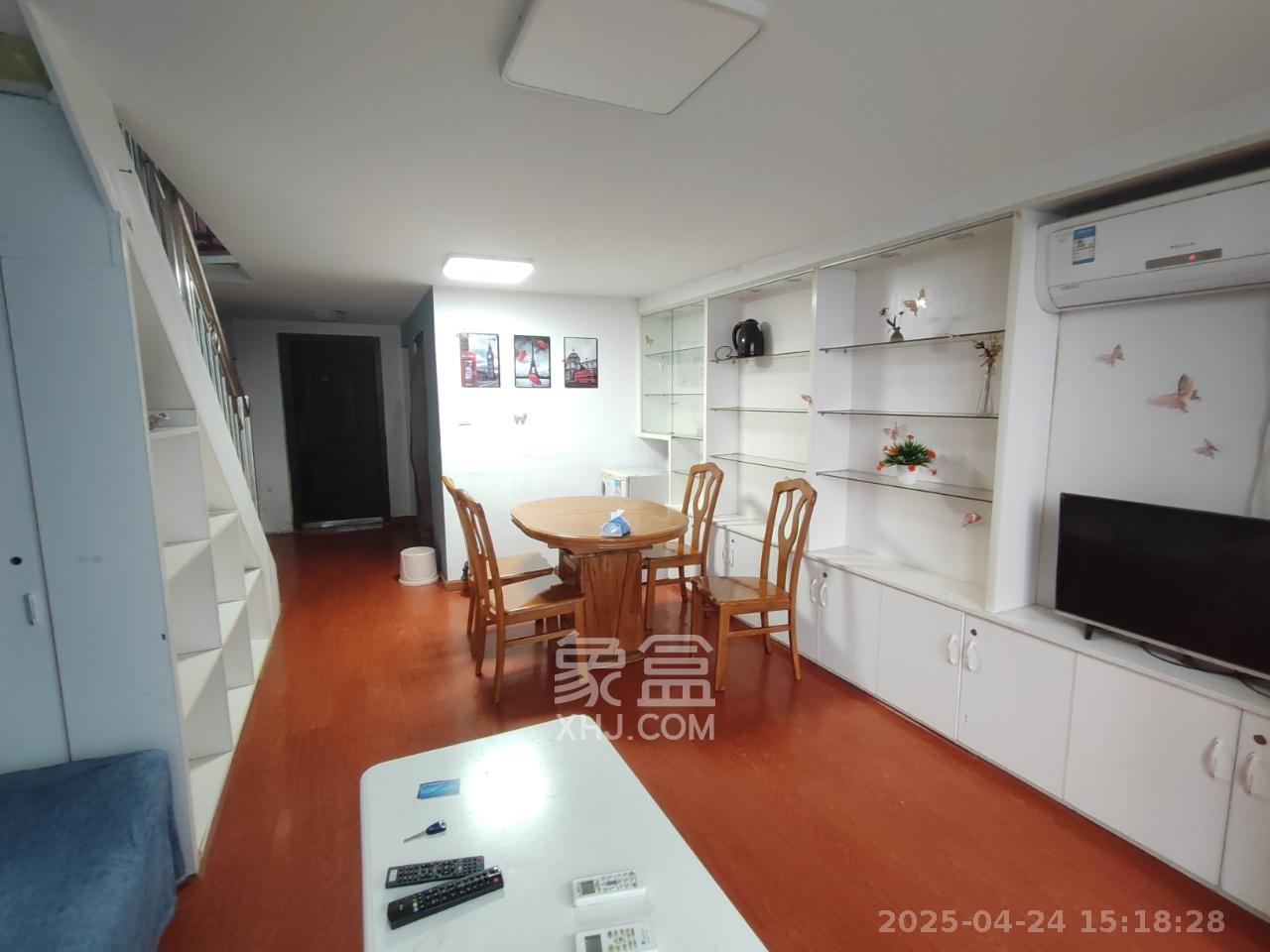 洋湖时代 1室1厅1卫 1600.0元/月 洋湖时代 1室1厅1卫 1600.0元/月室内图