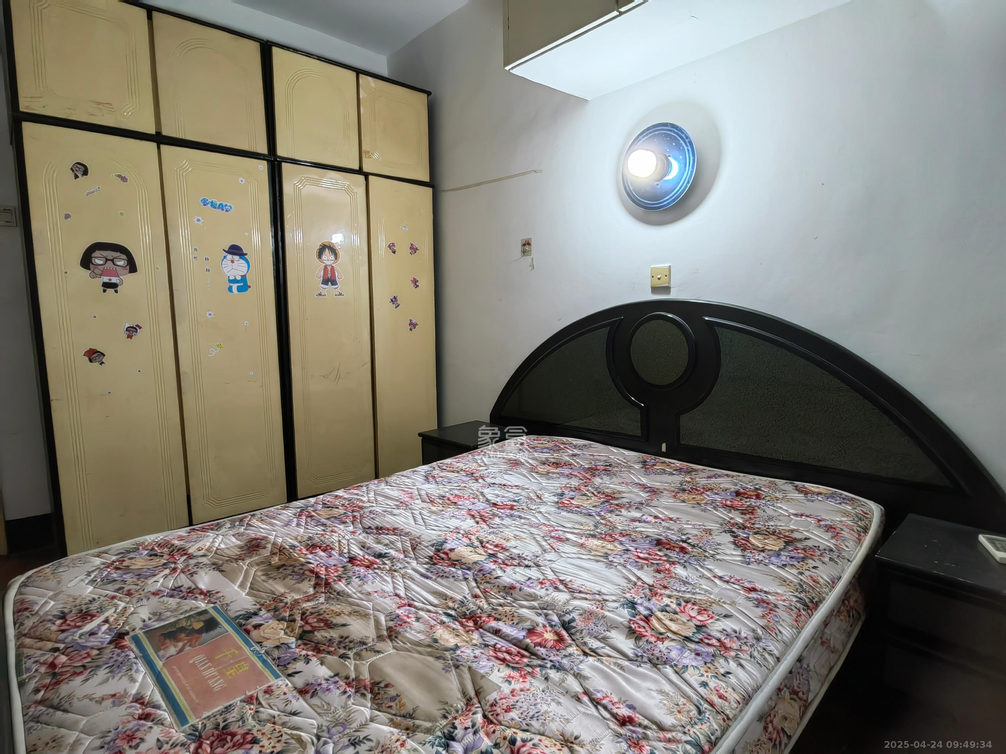 湘运新村 2室1厅1卫 1400.0元/月 湘运新村 2室1厅1卫 1400.0元/月室内图