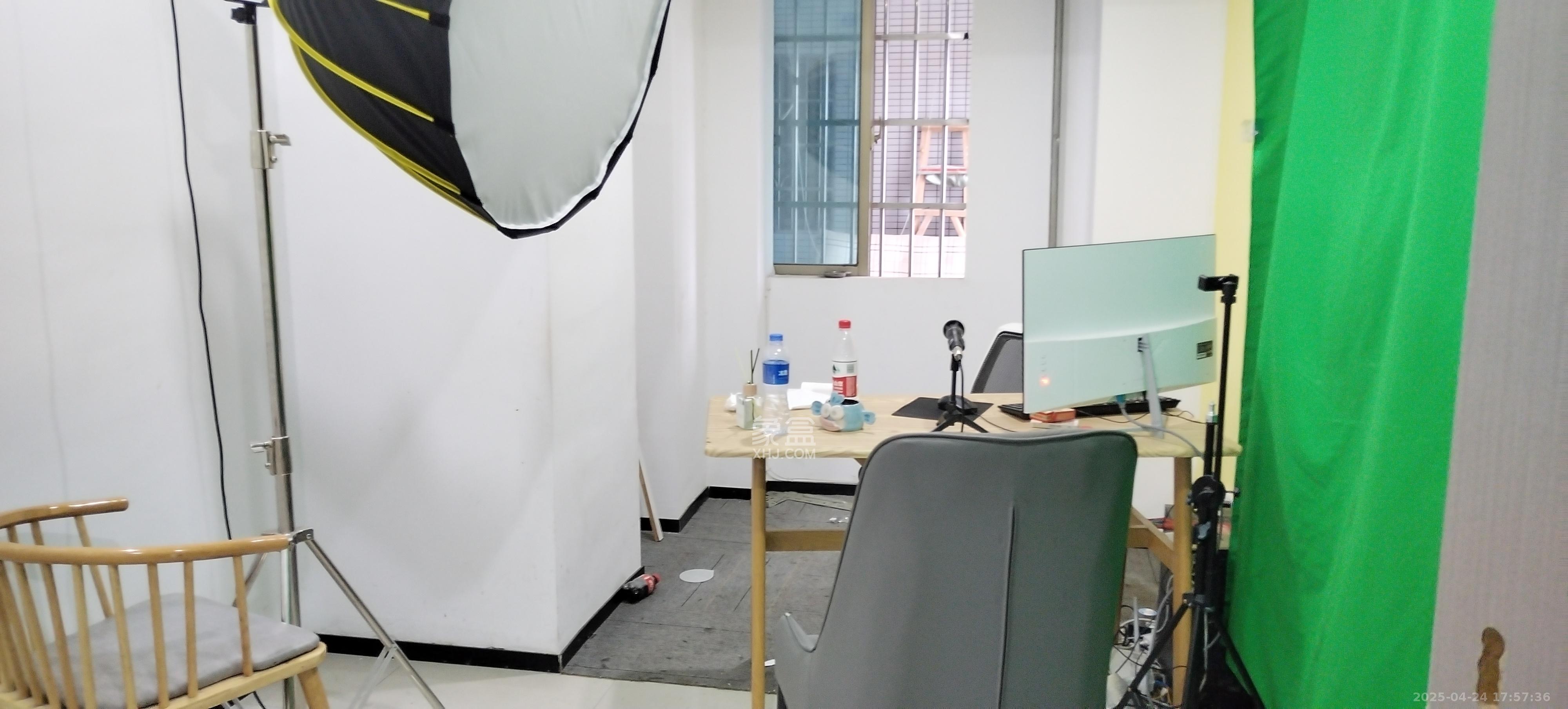 香颂国际  4室1厅1卫    2800.0元/月 香颂国际  4室1厅1卫    2800.0元/月