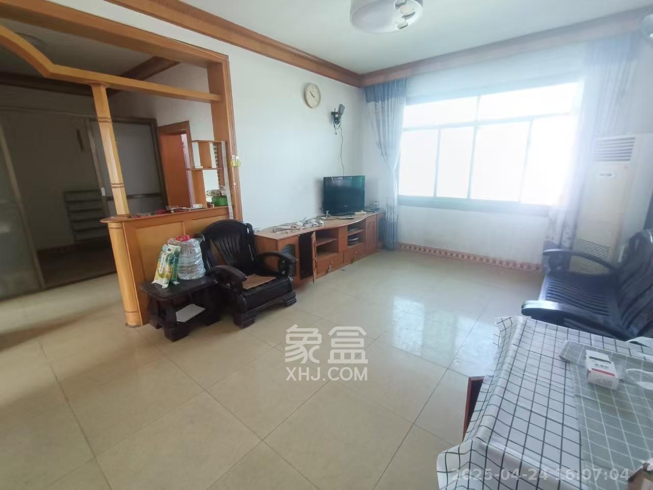 岳塘路散盘  2室1厅1卫   600.00元/月室内图