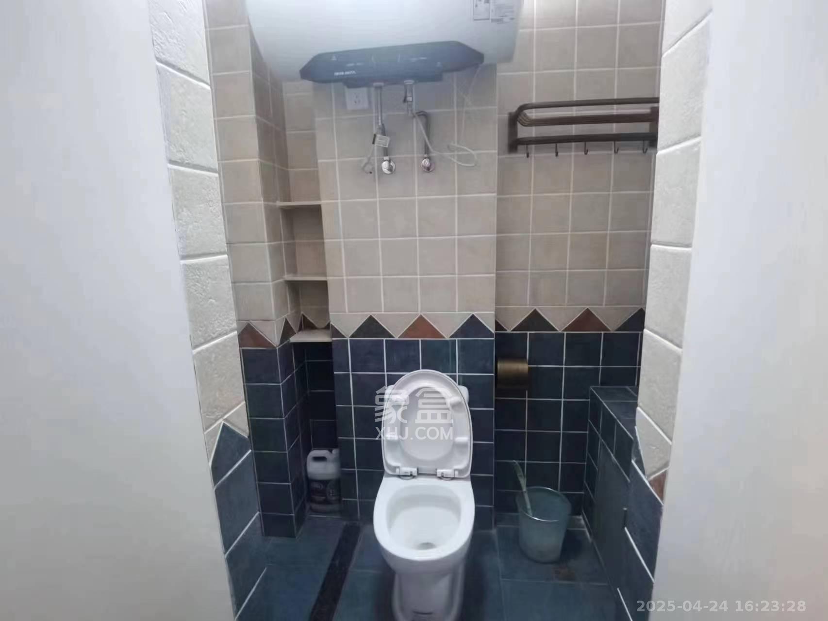 中建芙蓉工社  1室1厅1卫   1150.00元/月室内图