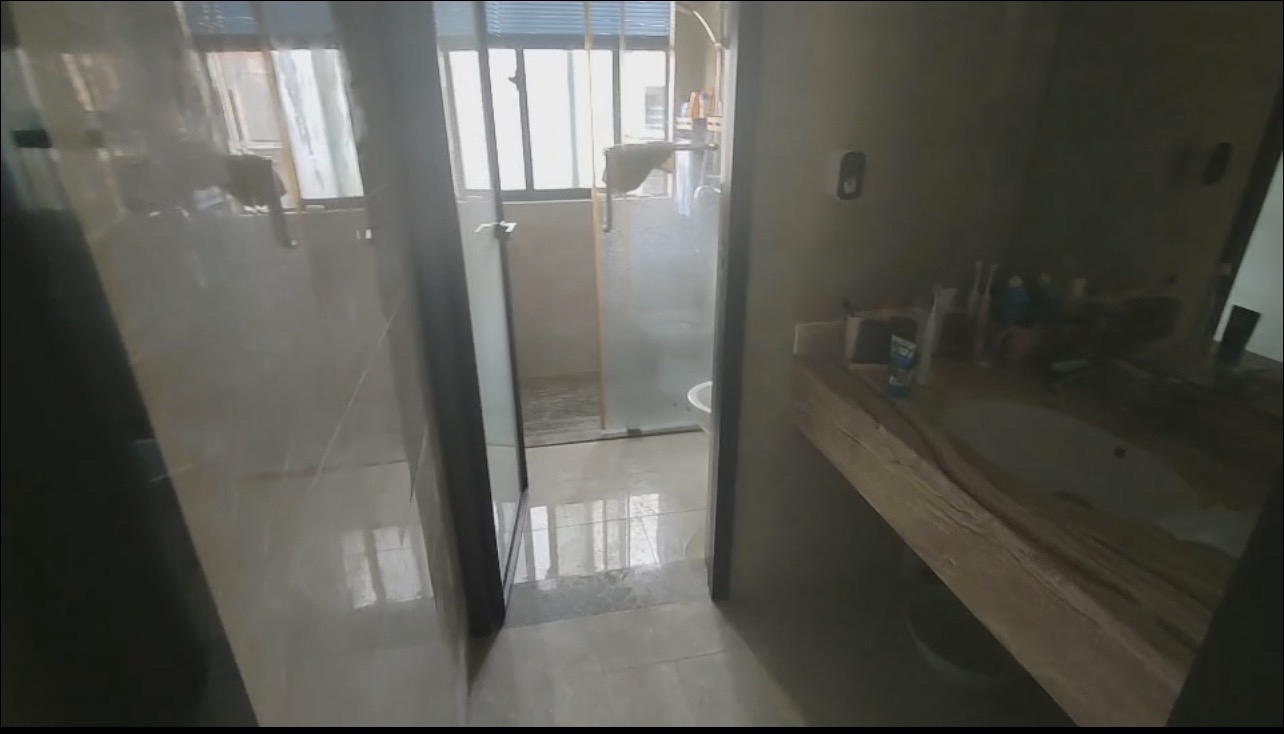 开维生态城  3室2厅2卫    150.0万 开维生态城  3室2厅2卫    150.0万室内图