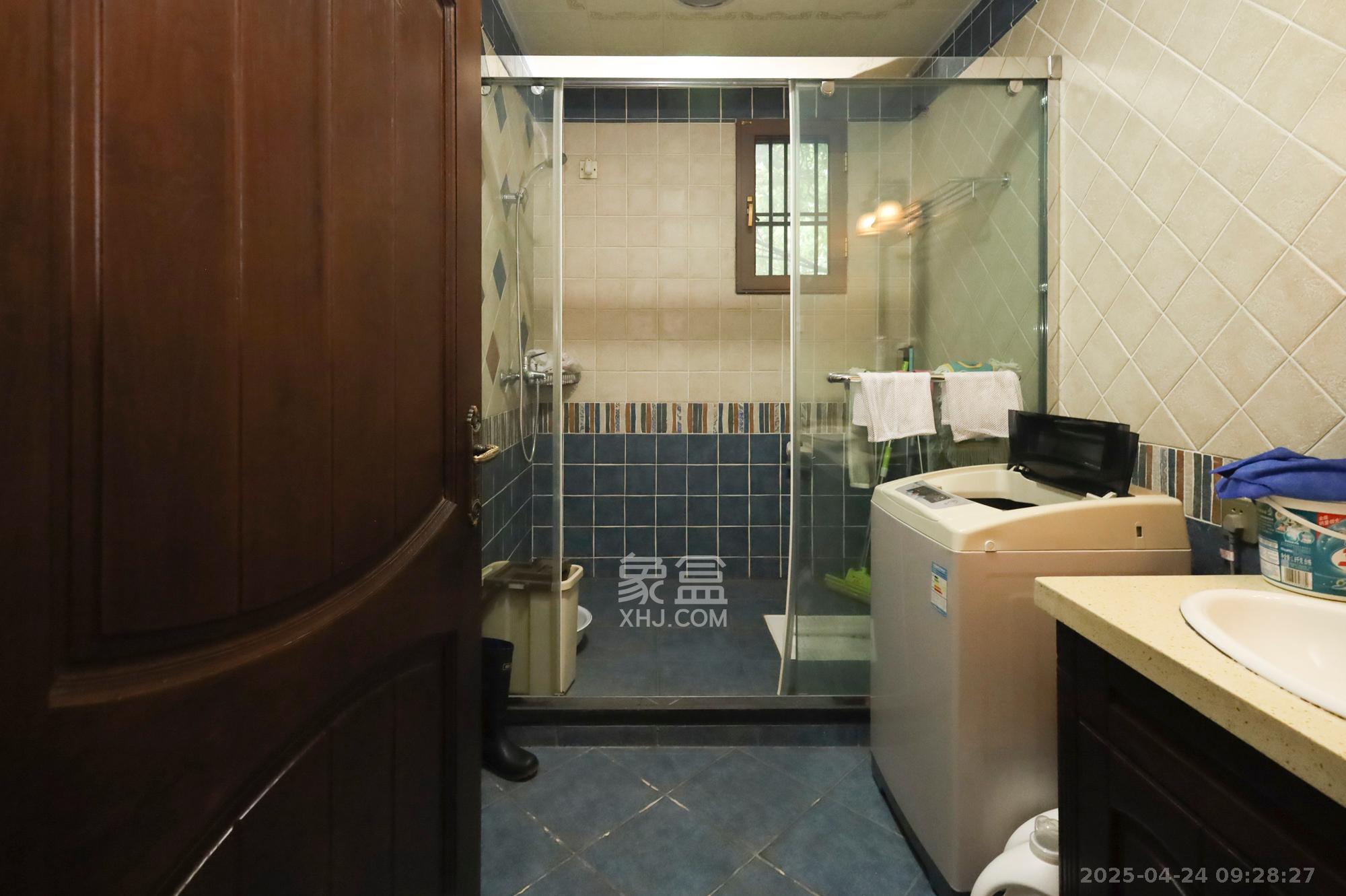 万业巴厘岛 1室0厅0卫 450.0万 万业巴厘岛 1室0厅0卫 450.0万其他