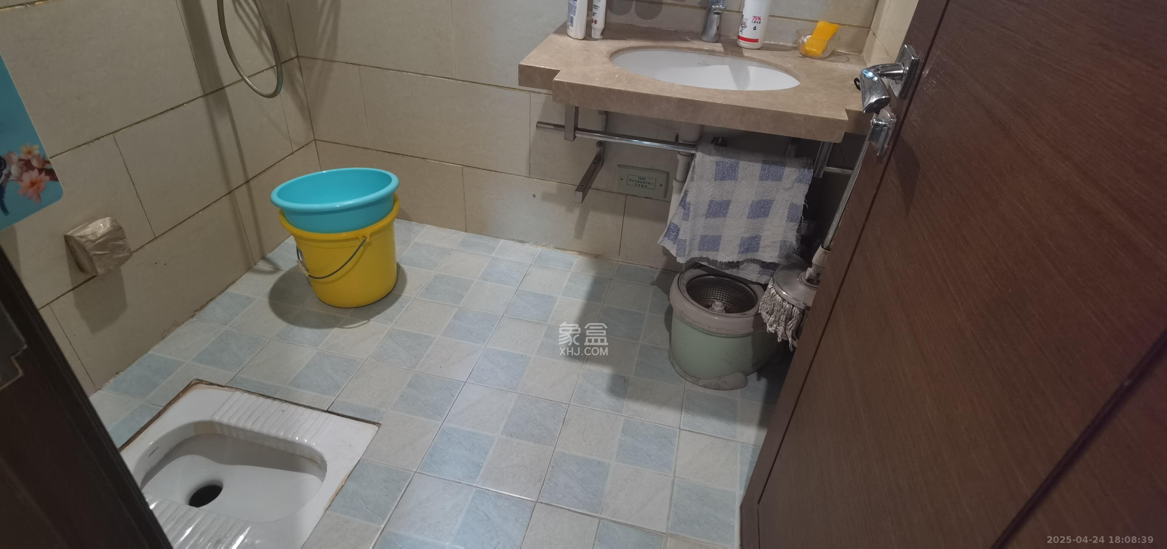 梅溪湖金茂府（金茂广场）（金茂览秀城）  4室2厅2卫    4500.0元/月室内图