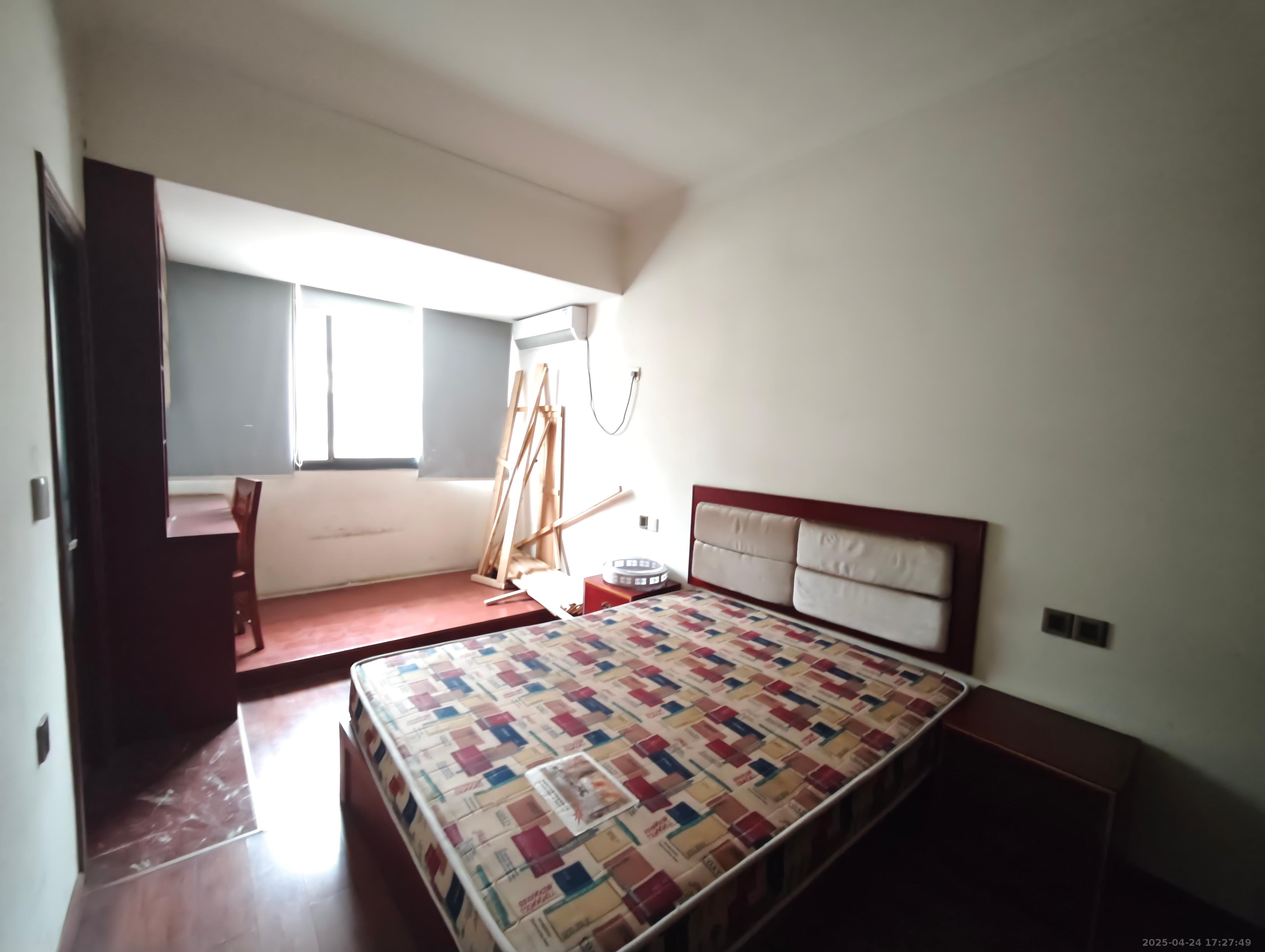 合丰安置小区  2室1厅1卫   1300.00元/月室内图