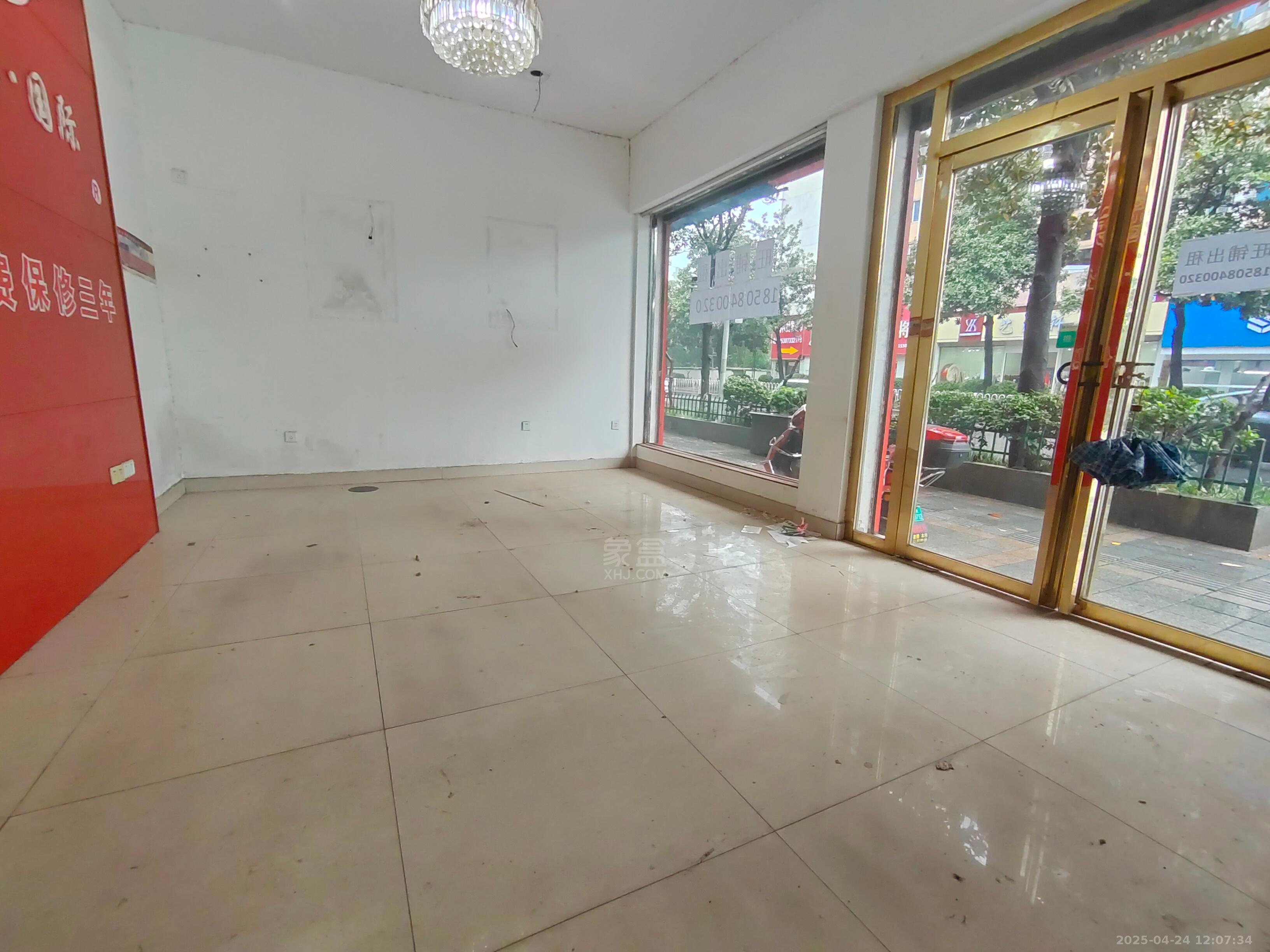 建设中路散盘  3室2厅2卫    4500.0元/月室内图