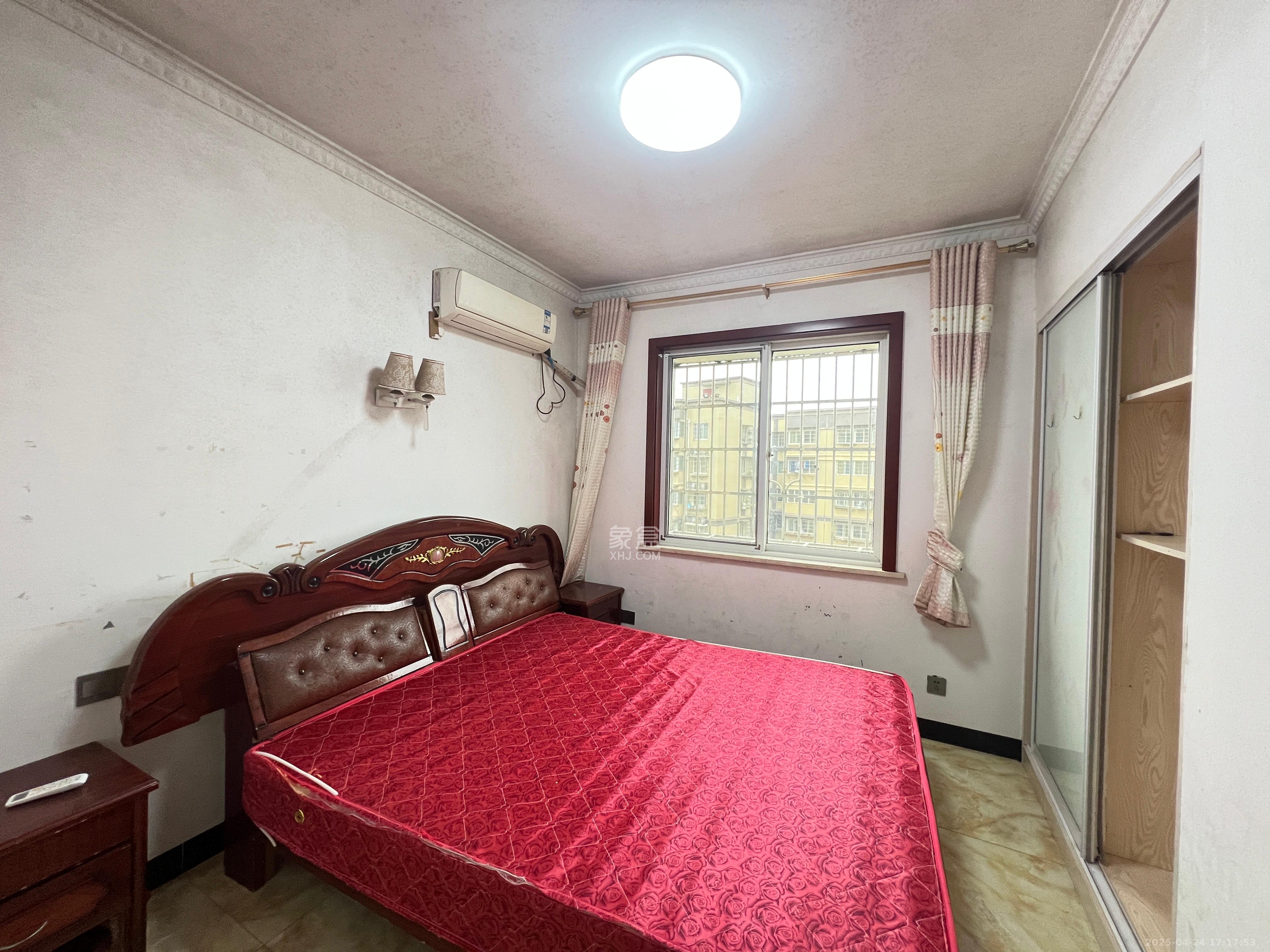 星城新宇黎雅苑 3室2厅2卫 2000.0元/月 星城新宇黎雅苑 3室2厅2卫 2000.0元/月室内图