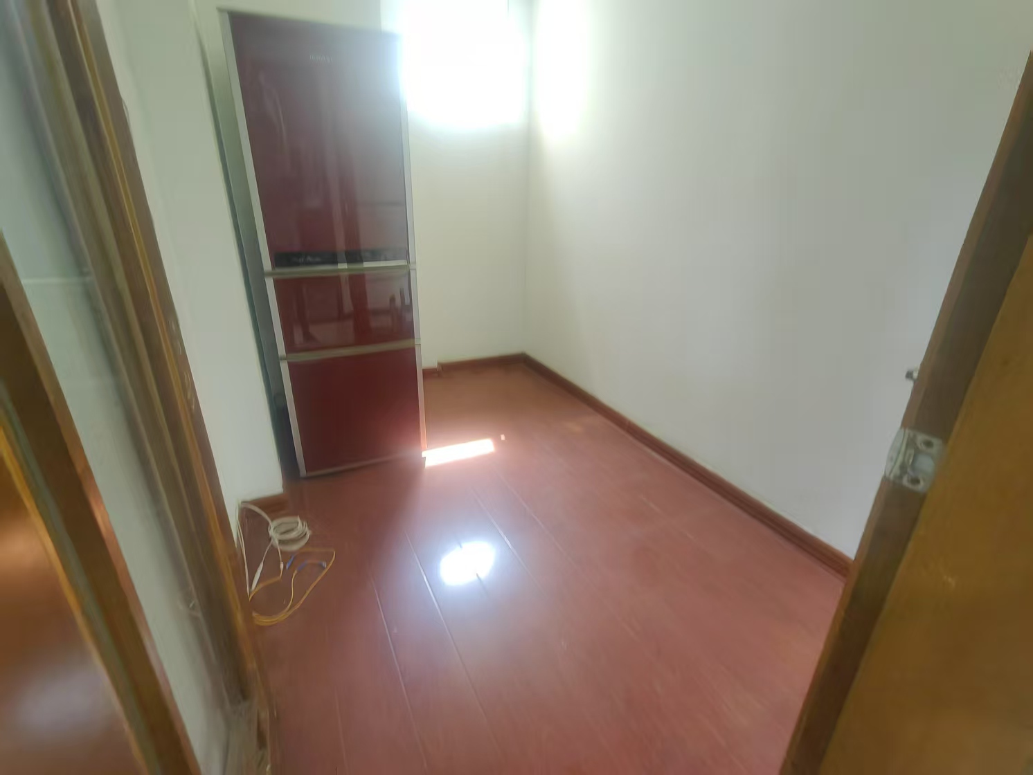 东方文华府 3室2厅1卫 1600.0元/月 东方文华府 3室2厅1卫 1600.0元/月室内图