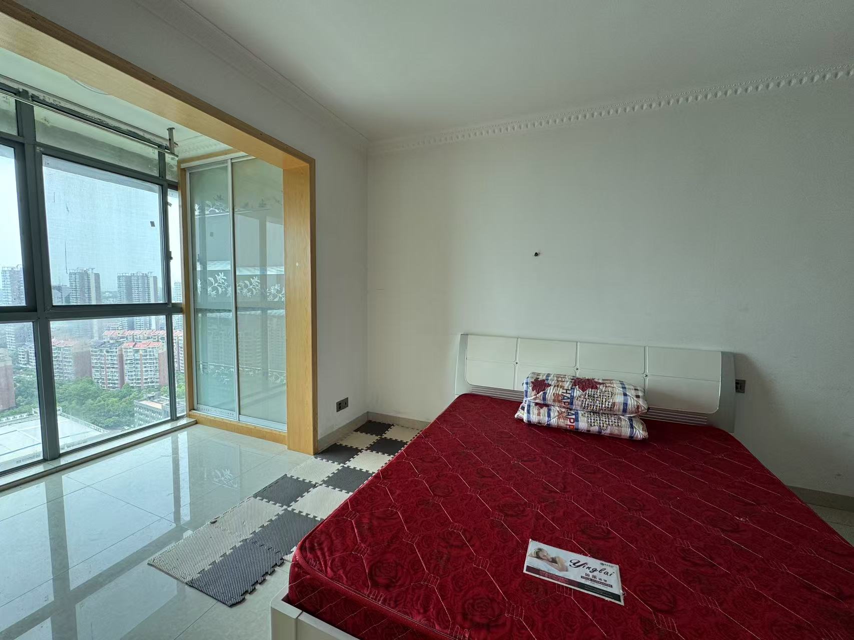 鹏利广场 1室1厅1卫 1200.0元/月 鹏利广场 1室1厅1卫 1200.0元/月室内图