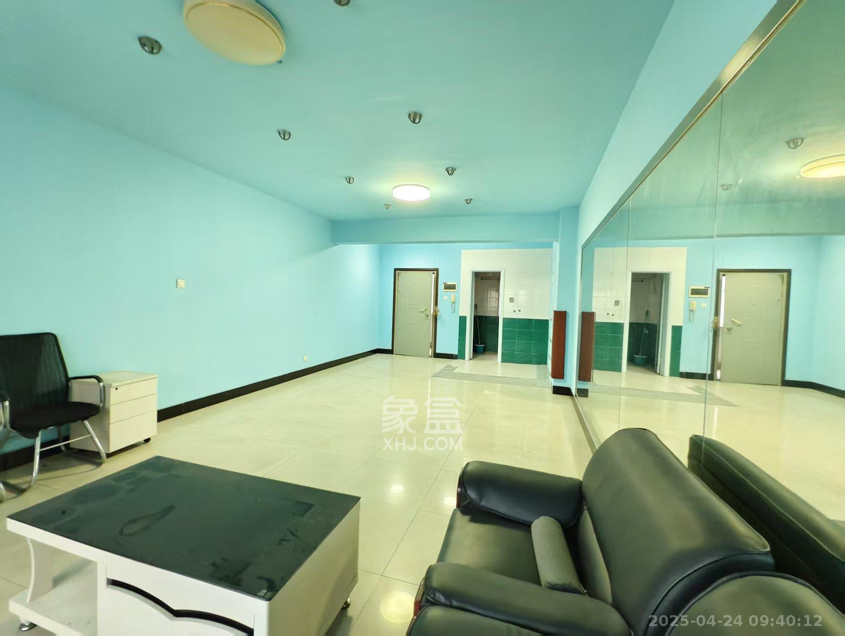 伍家岭生活广场 1室1厅1卫 1600.0元/月 伍家岭生活广场 1室1厅1卫 1600.0元/月室内图