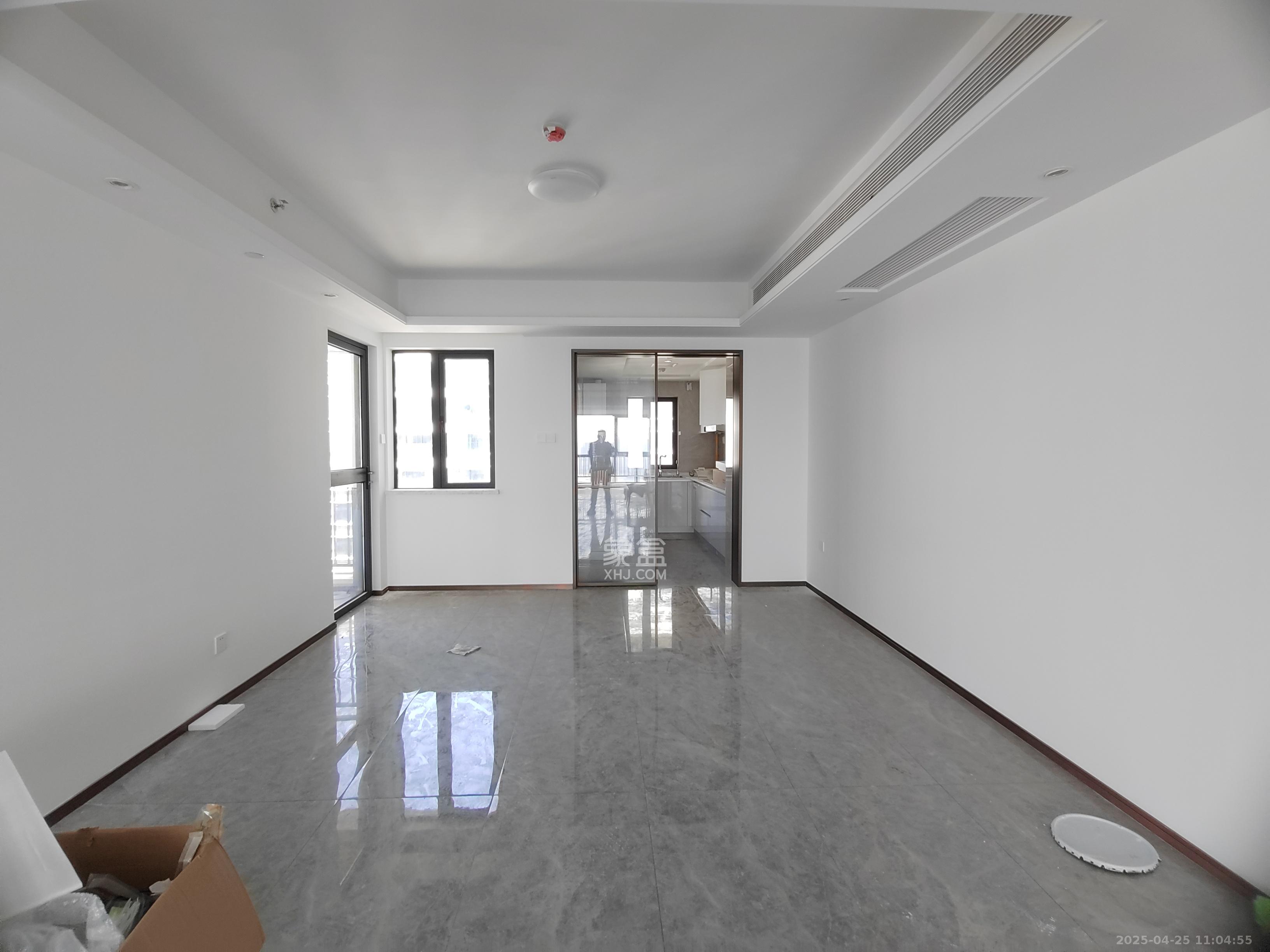 滨江府1913 4室2厅3卫 12000.0元/月 滨江府1913 4室2厅3卫 12000.0元/月室内图