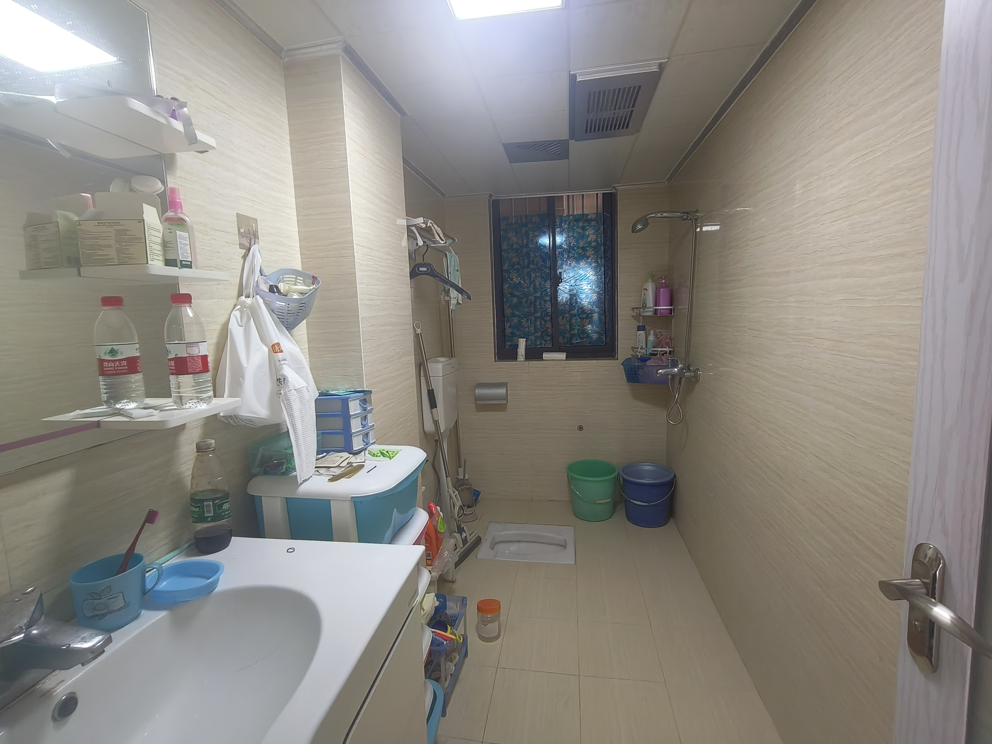 鑫成君泰 3室2厅2卫 1400.0元/月 鑫成君泰 3室2厅2卫 1400.0元/月室内图