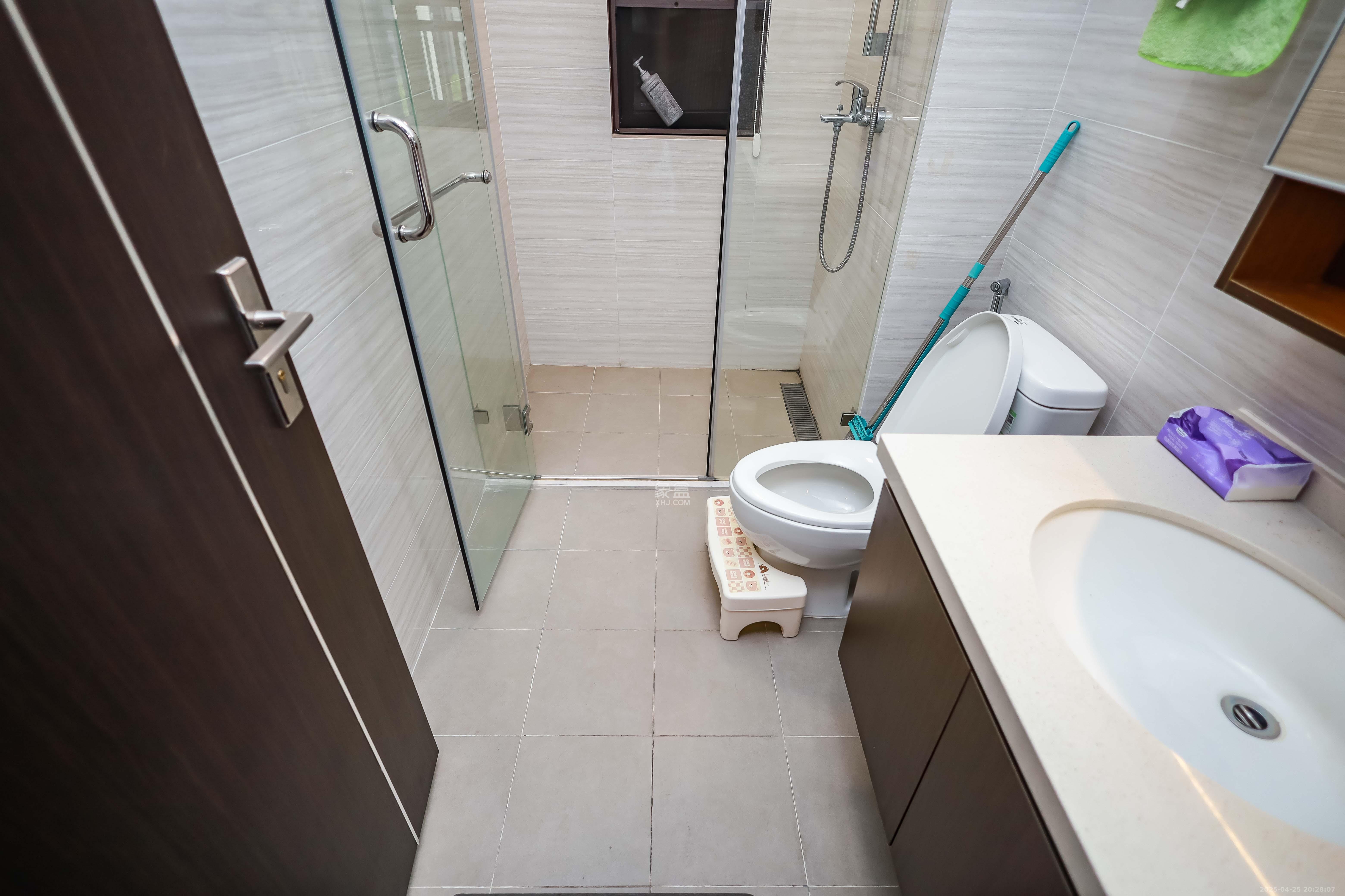 长沙美的麓府 3室2厅2卫 98.0万 长沙美的麓府 3室2厅2卫 98.0万卫生间