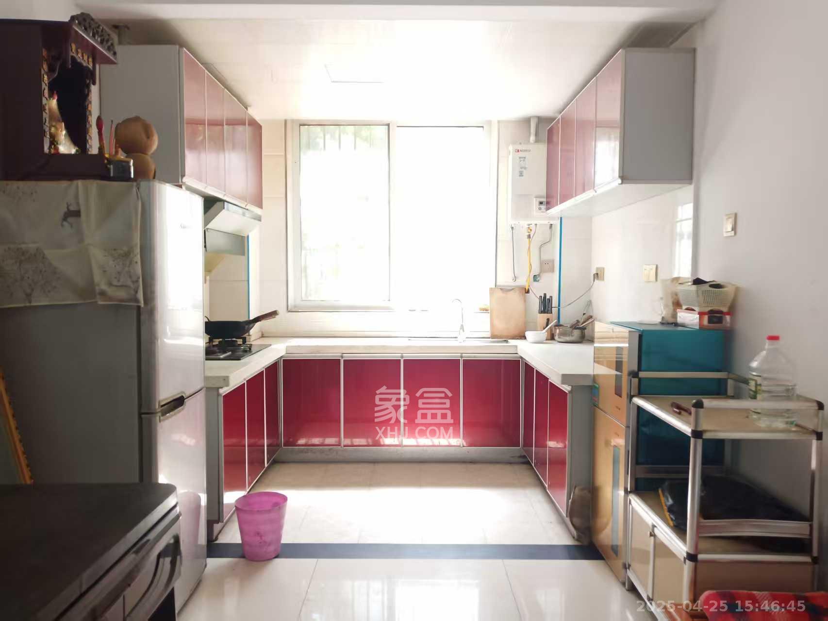 可可小城(麓谷可可小城) 3室2厅1卫 2500.0元/月 可可小城(麓谷可可小城) 3室2厅1卫 2500.0元/月室内图