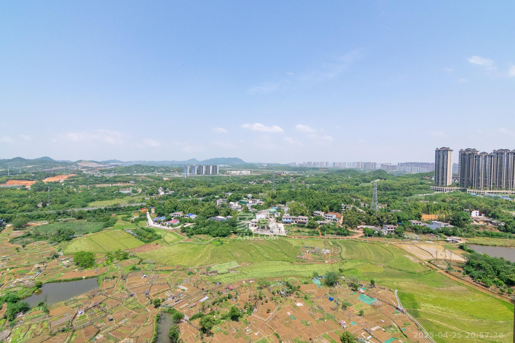 荣盛岳麓峰景 3室2厅2卫 85.0万 荣盛岳麓峰景 3室2厅2卫 85.0万其他