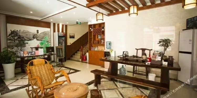 黄金塔安置小区散盘 1室2厅4卫 9500.0元/月 黄金塔安置小区散盘 1室2厅4卫 9500.0元/月室内图