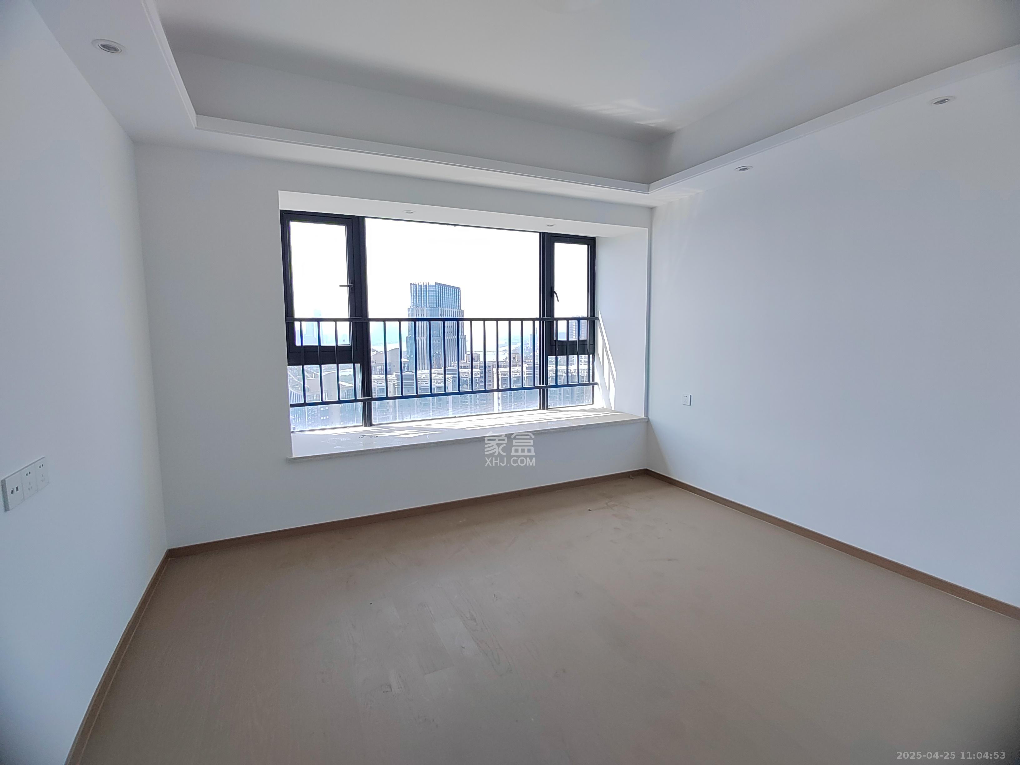 滨江府1913 4室2厅3卫 12000.0元/月 滨江府1913 4室2厅3卫 12000.0元/月室内图