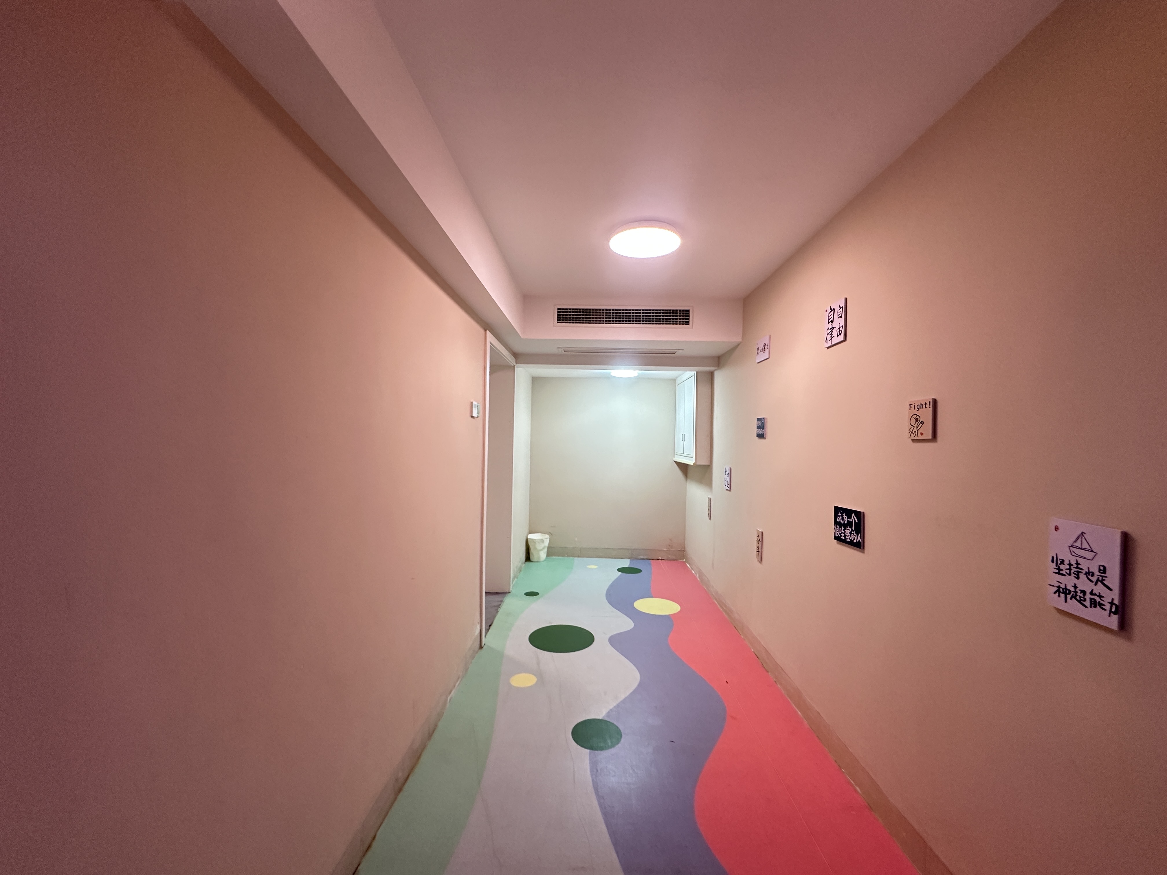 国兴城(C区) 5室2厅3卫 6000.0元/月 国兴城(C区) 5室2厅3卫 6000.0元/月室内图