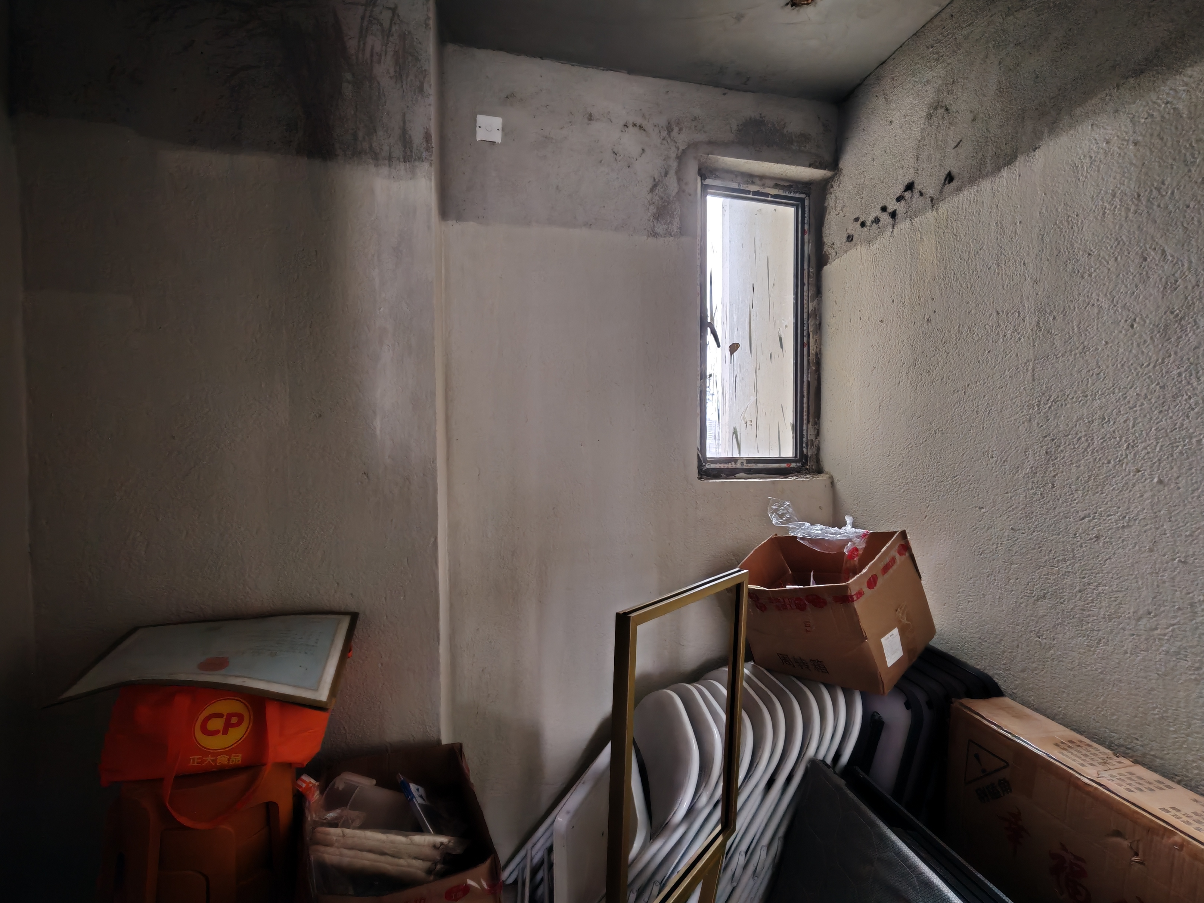 新城吾悦广场 4室2厅2卫 246.0万 新城吾悦广场 4室2厅2卫 246.0万客厅