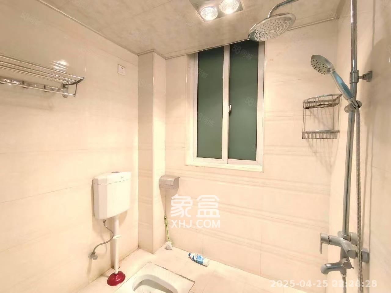 中房F联邦  3室2厅1卫    2600.0元/月 中房F联邦  3室2厅1卫    2600.0元/月室内图