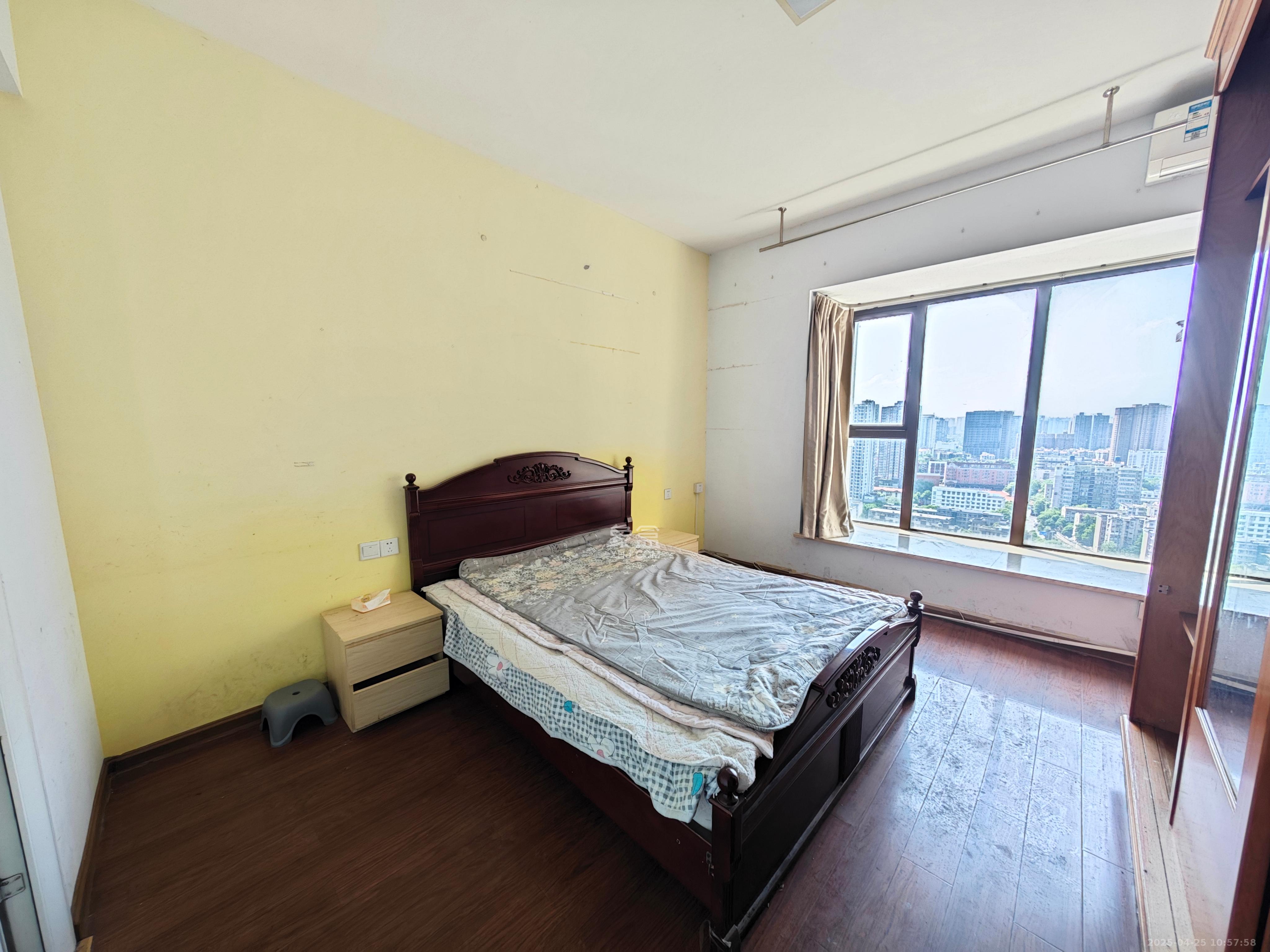 大鸿杰座  3室2厅1卫   3500.00元/月室内图