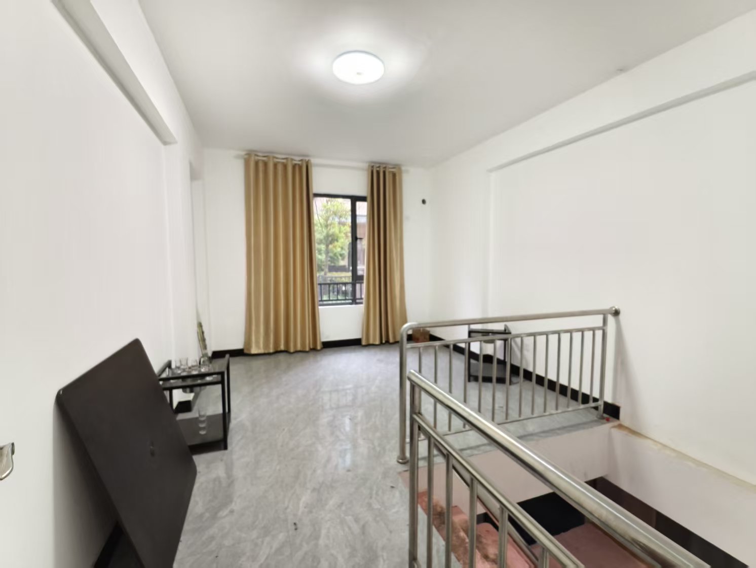 玫瑰御园 4室2厅3卫 128.0万 玫瑰御园 4室2厅3卫 128.0万室内图