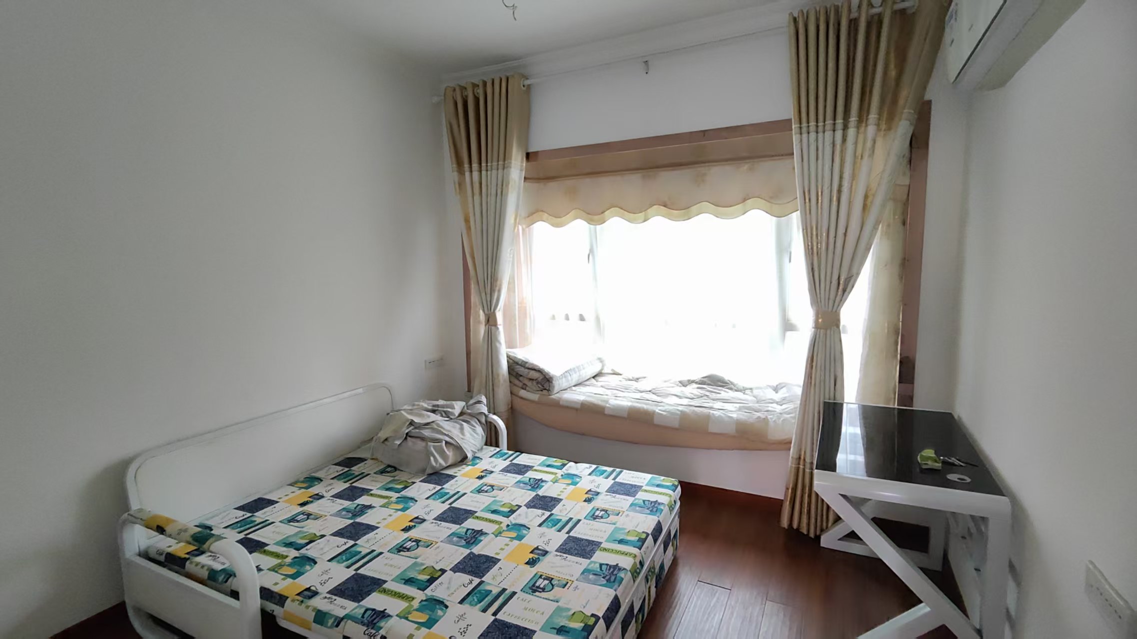 美的城二期 2室2厅1卫 56.0万 美的城二期 2室2厅1卫 56.0万室内图