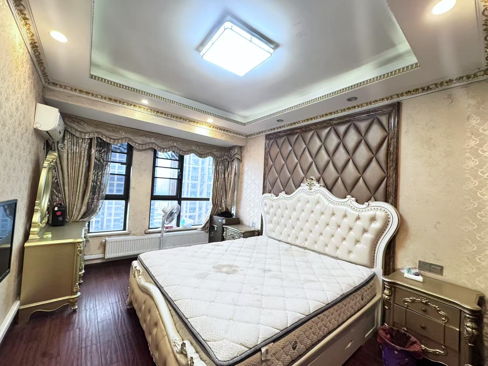 世贸广场 1室0厅0卫 120.0万 世贸广场 1室0厅0卫 120.0万室内图