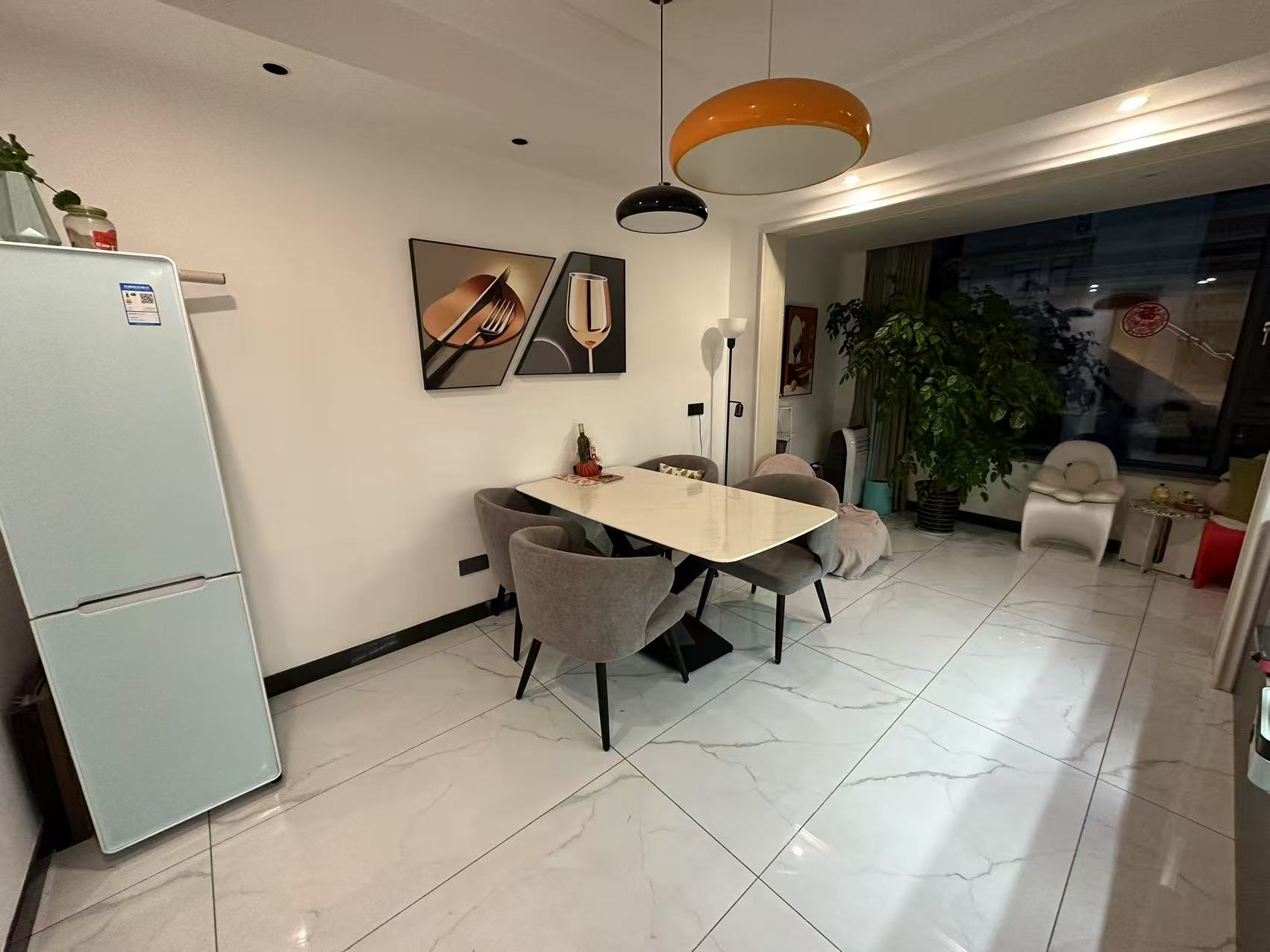 当代尚品苑  3室2厅1卫    112.0万 当代尚品苑  3室2厅1卫    112.0万室内图