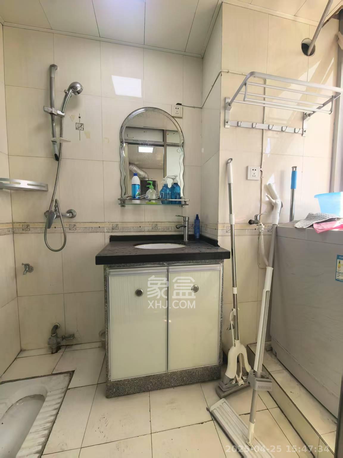 东一国际 2室1厅1卫 2500.0元/月 东一国际 2室1厅1卫 2500.0元/月室内图