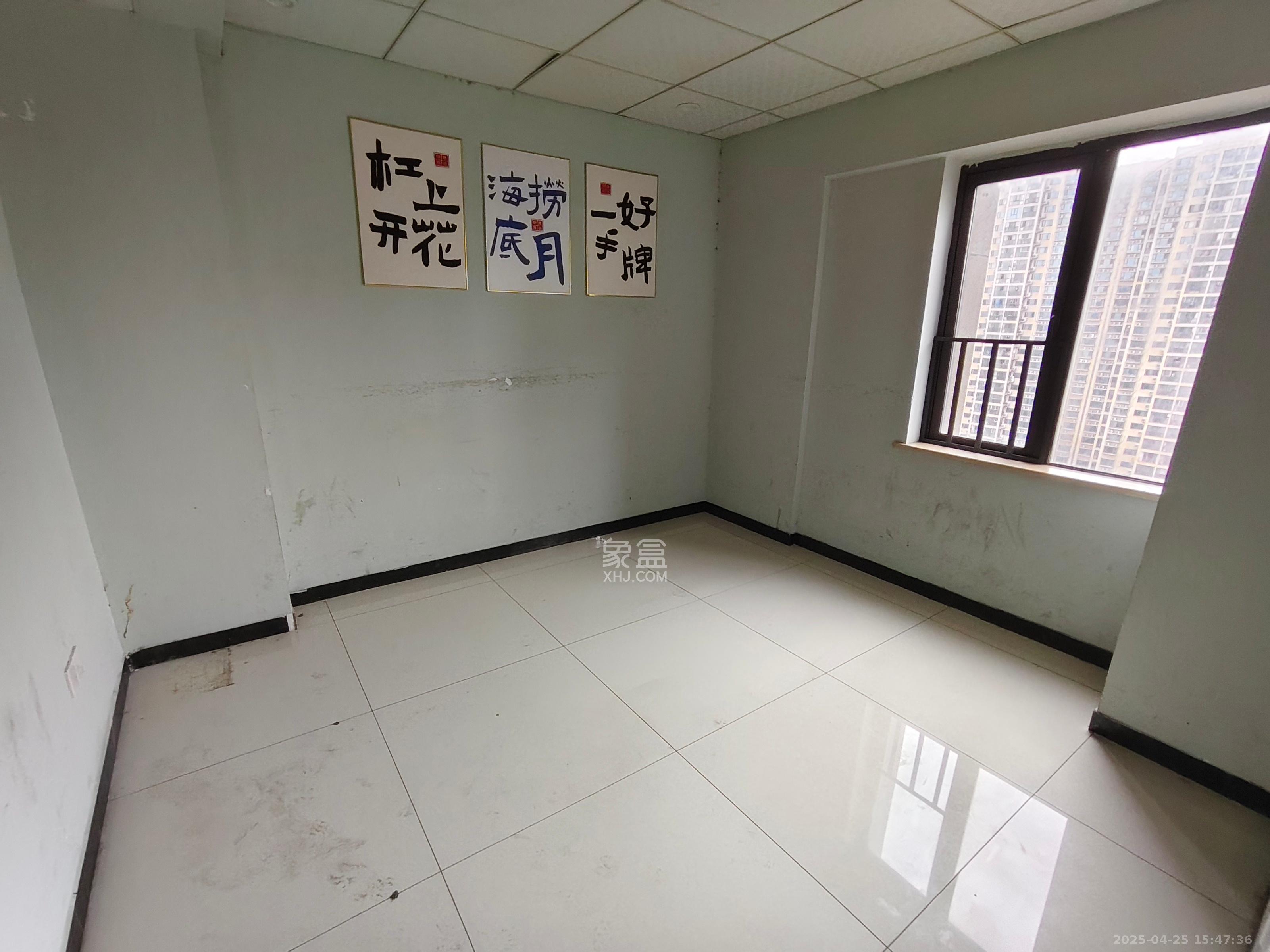 钰龙天下二期（钰龙佳园）  1室0厅0卫    3500.0元/月室内图