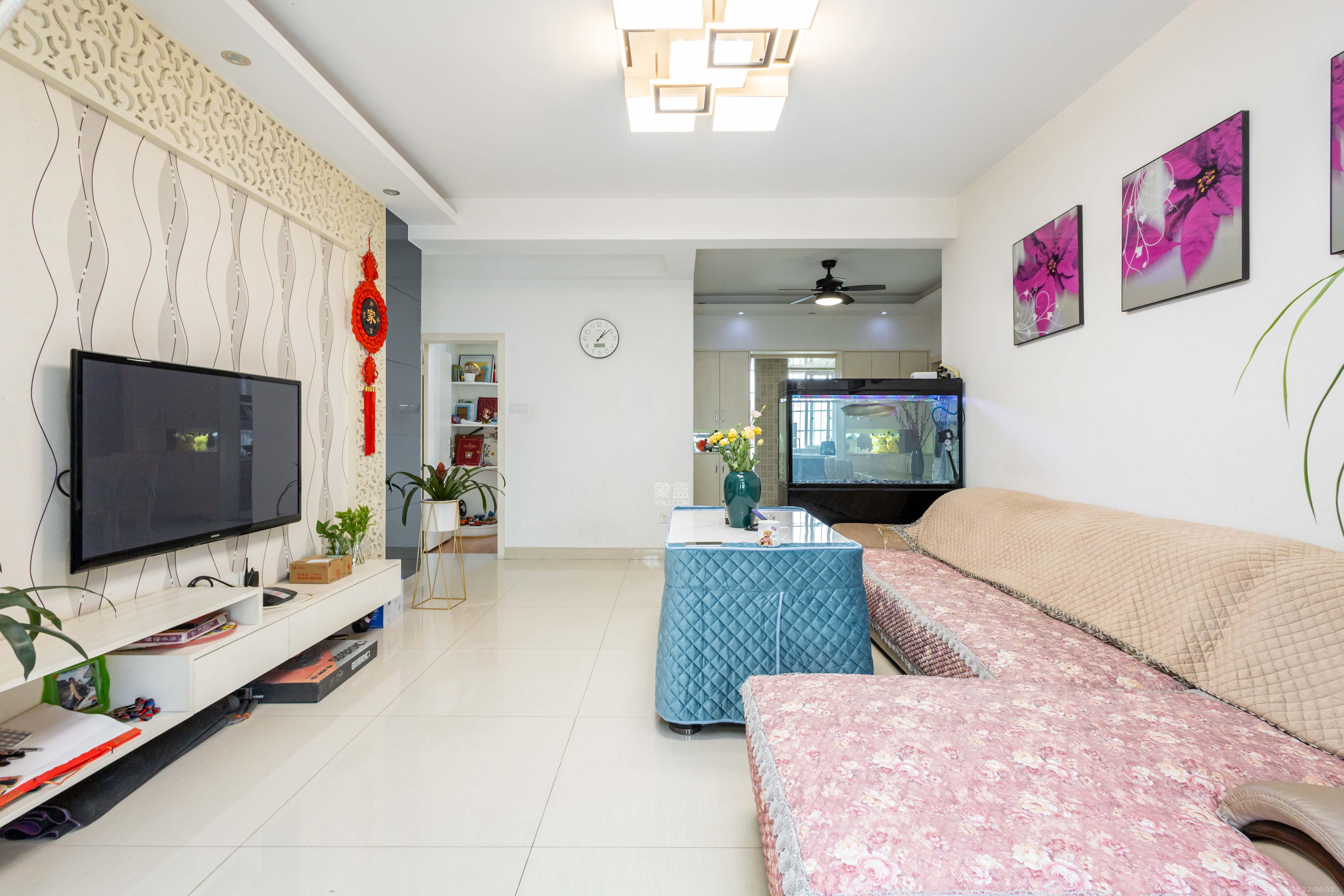 星城福邸(雄天朗郡) 3室2厅2卫 90.0万 星城福邸(雄天朗郡) 3室2厅2卫 90.0万客厅