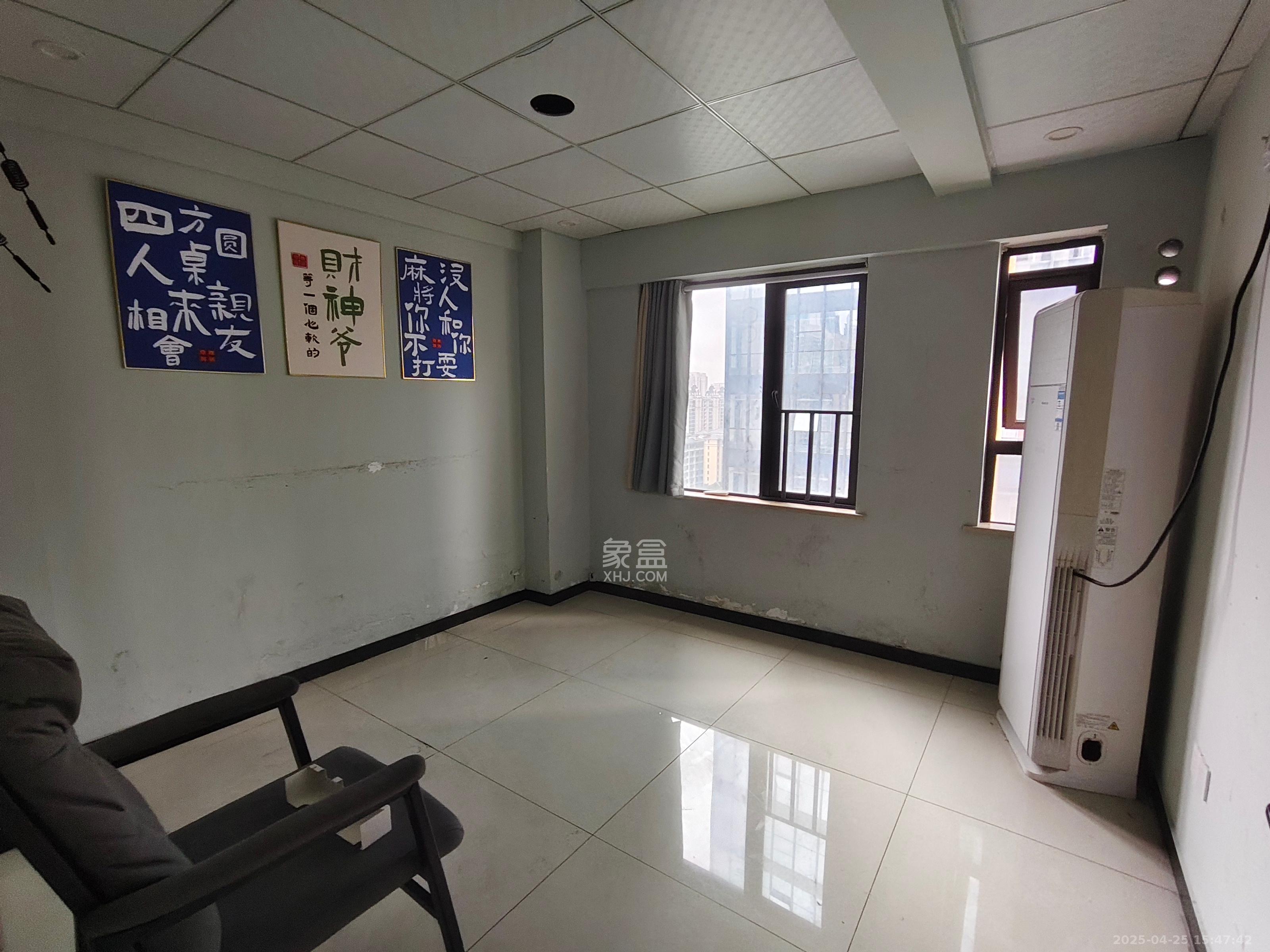 钰龙天下二期（钰龙佳园）  1室0厅0卫    3500.0元/月室内图