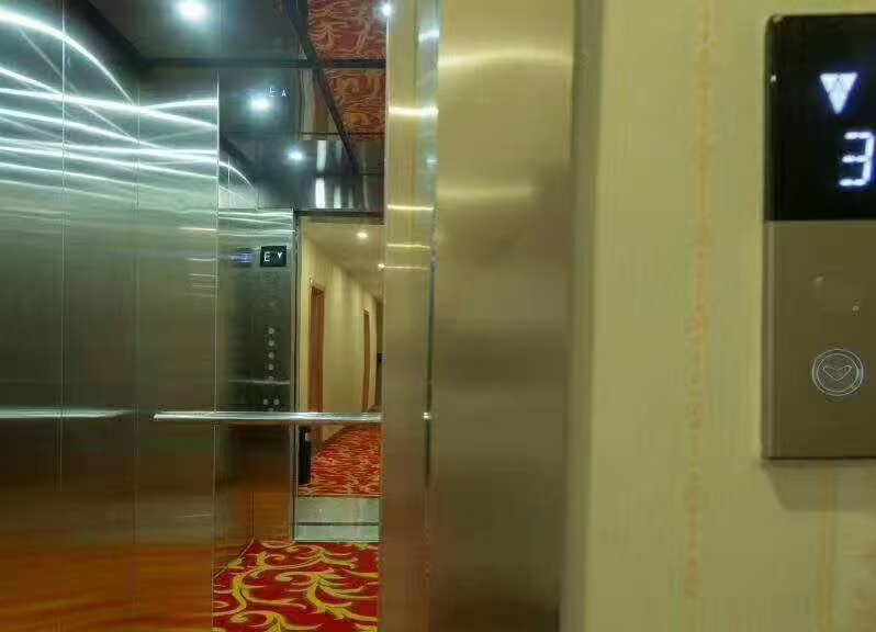 黄金塔安置小区散盘 1室2厅4卫 9500.0元/月 黄金塔安置小区散盘 1室2厅4卫 9500.0元/月室内图