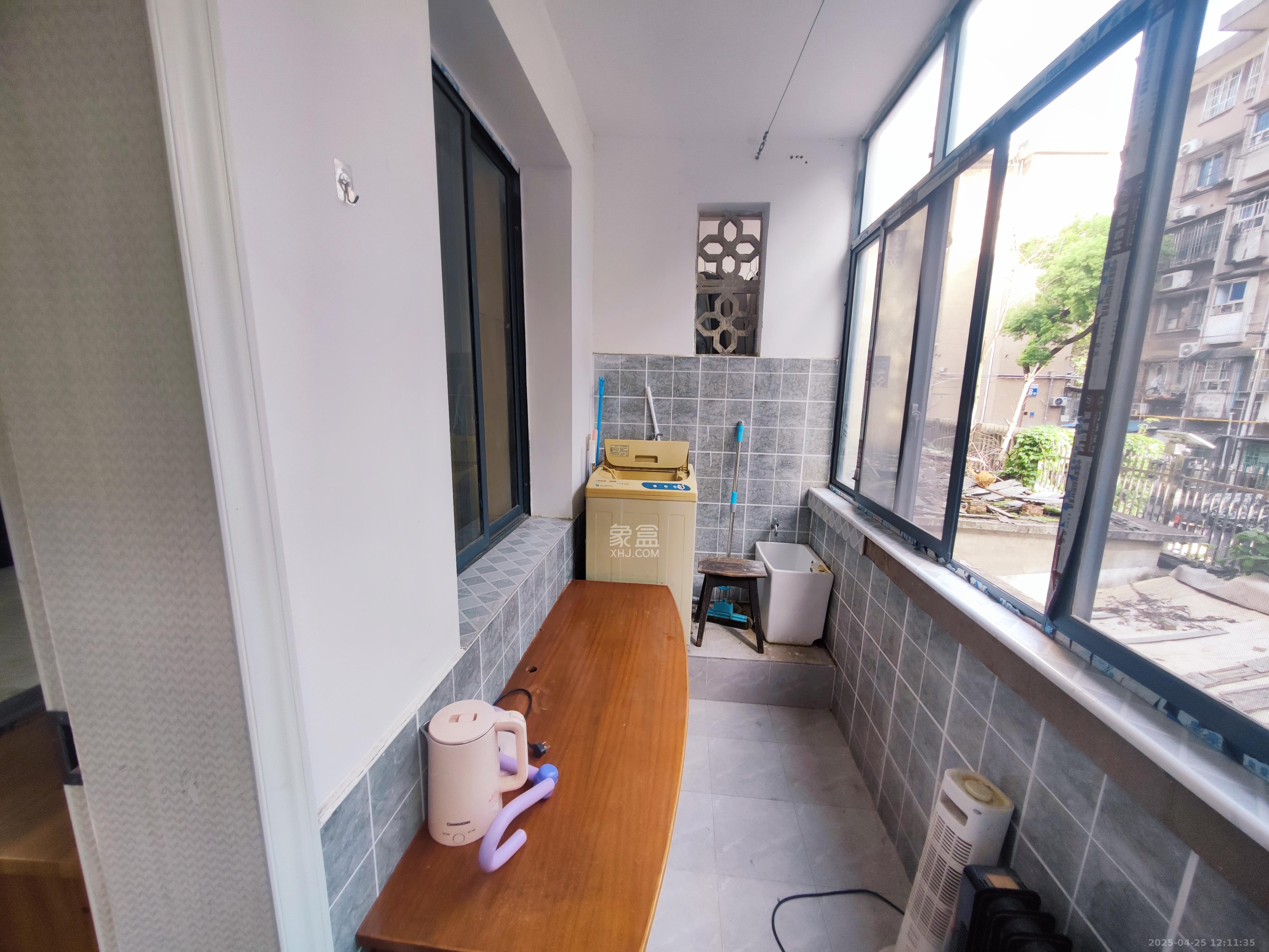 上麻园岭散盘  2室0厅1卫    1200.0元/月 上麻园岭散盘  2室0厅1卫    1200.0元/月室内图