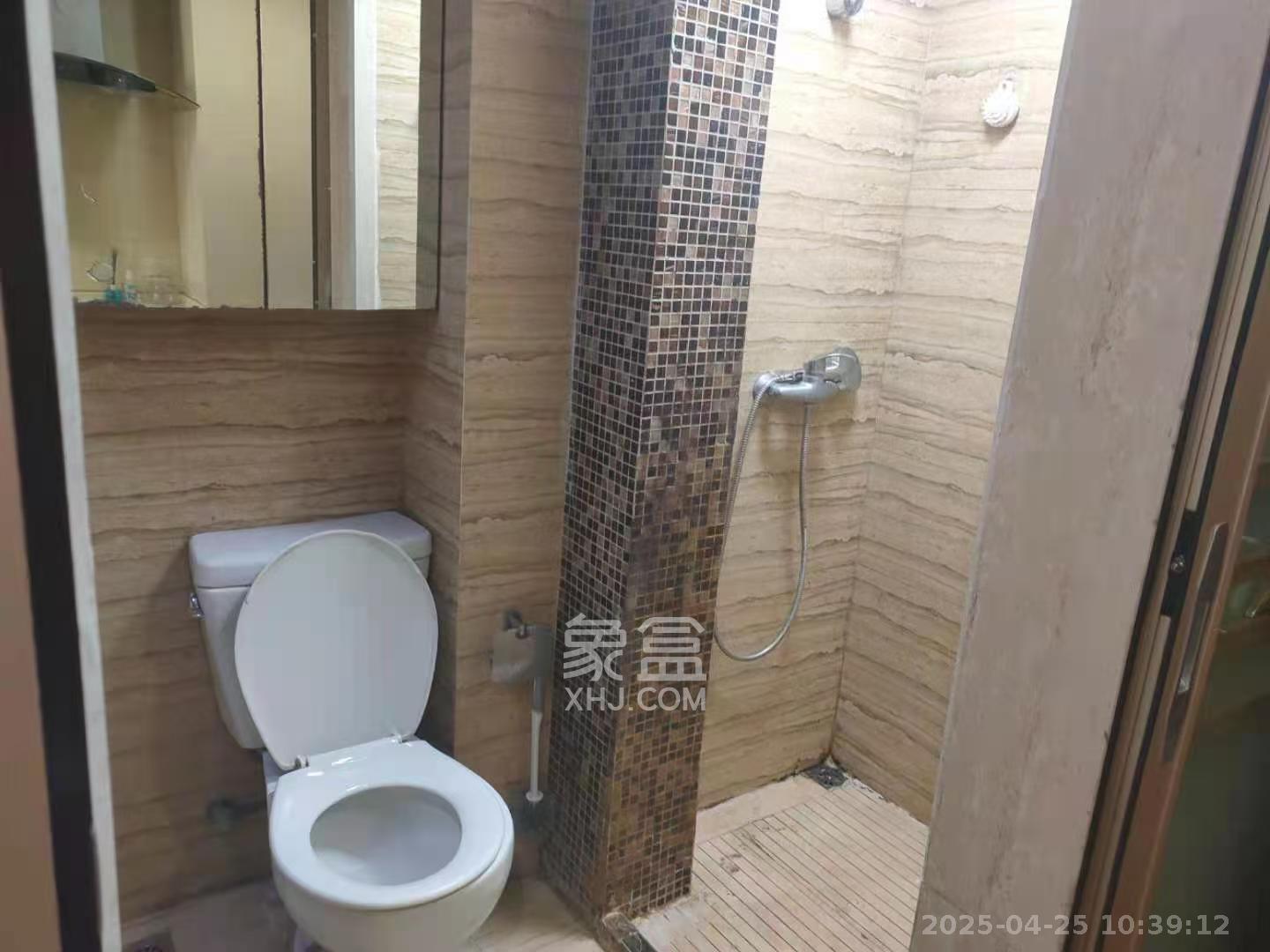 米兰春天  1室1厅1卫   1100.00元/月室内图