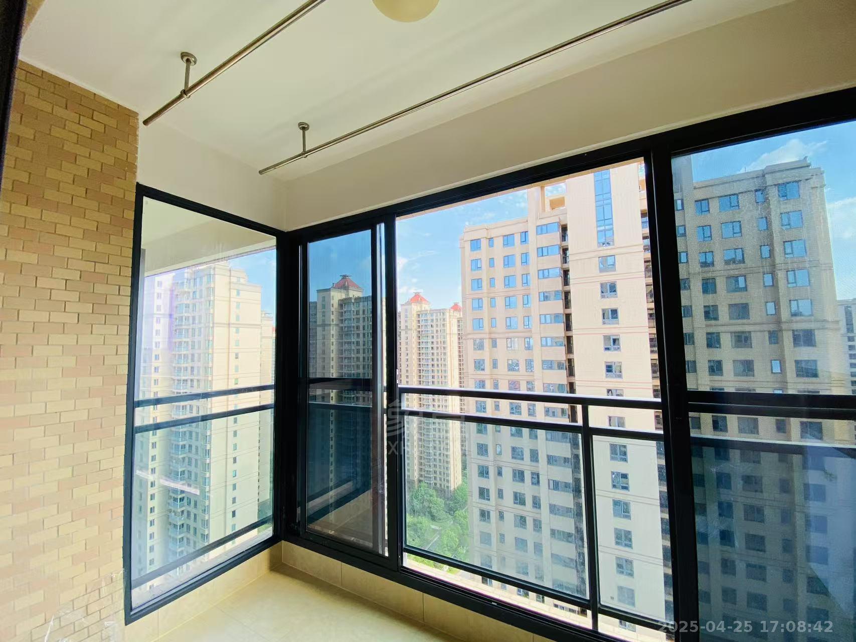 晋合湘水湾四期 2室2厅1卫 2500.0元/月 晋合湘水湾四期 2室2厅1卫 2500.0元/月室内图