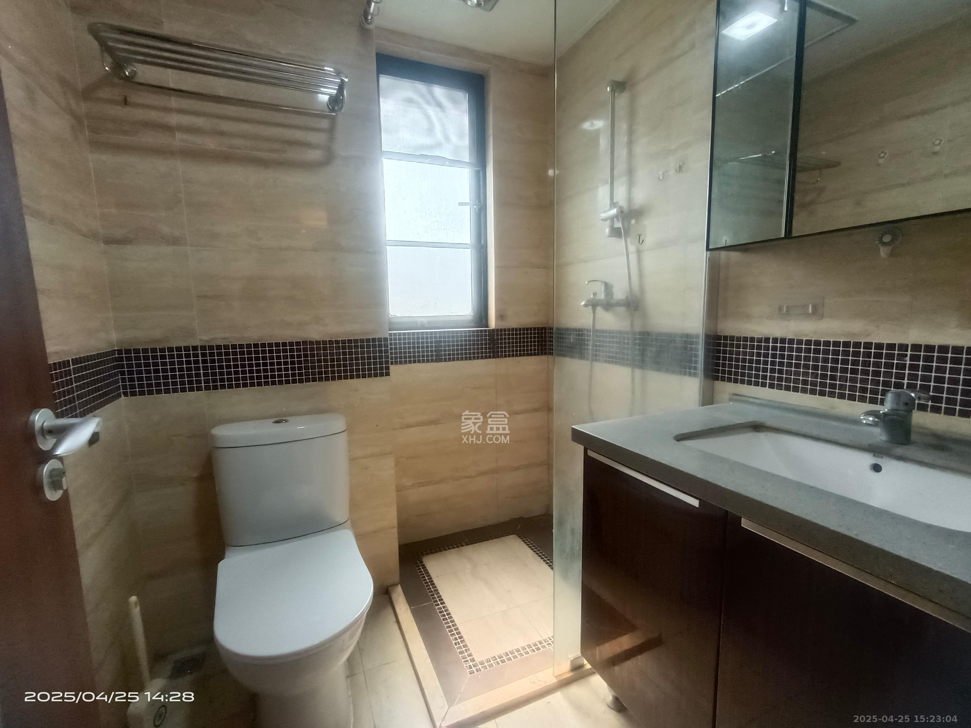 万科金域华府三四期 3室2厅1卫 2600.0元/月 万科金域华府三四期 3室2厅1卫 2600.0元/月室内图