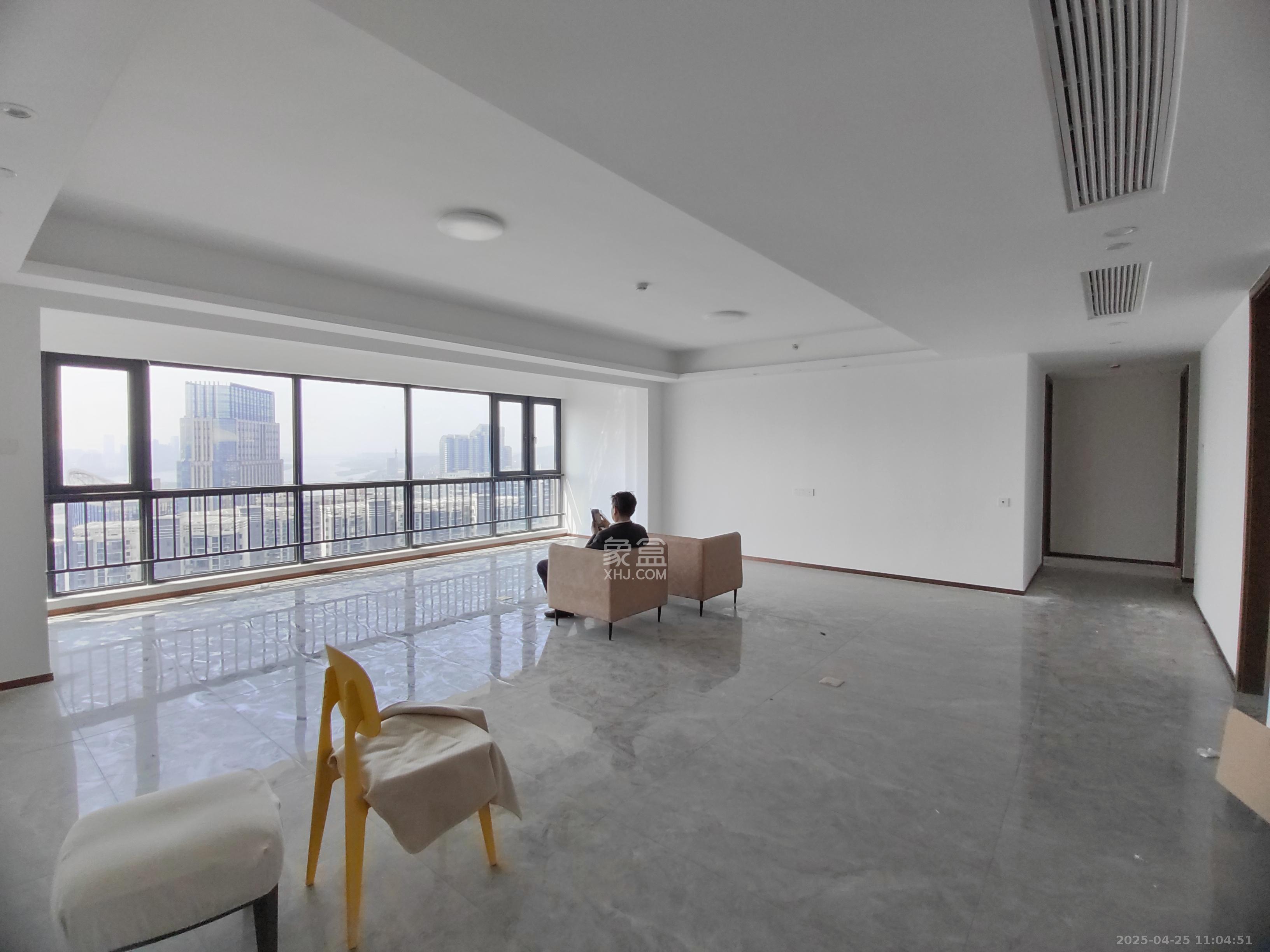 滨江府1913 4室2厅3卫 12000.0元/月 滨江府1913 4室2厅3卫 12000.0元/月室内图