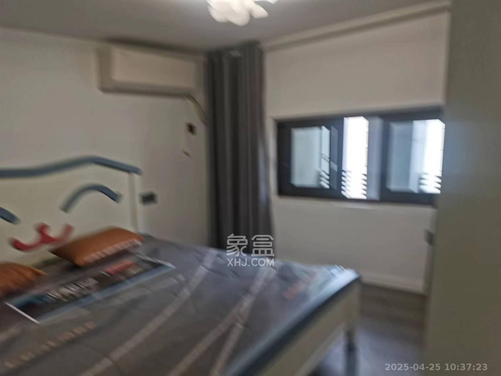 中交广场公寓  2室1厅1卫   2300.00元/月室内图