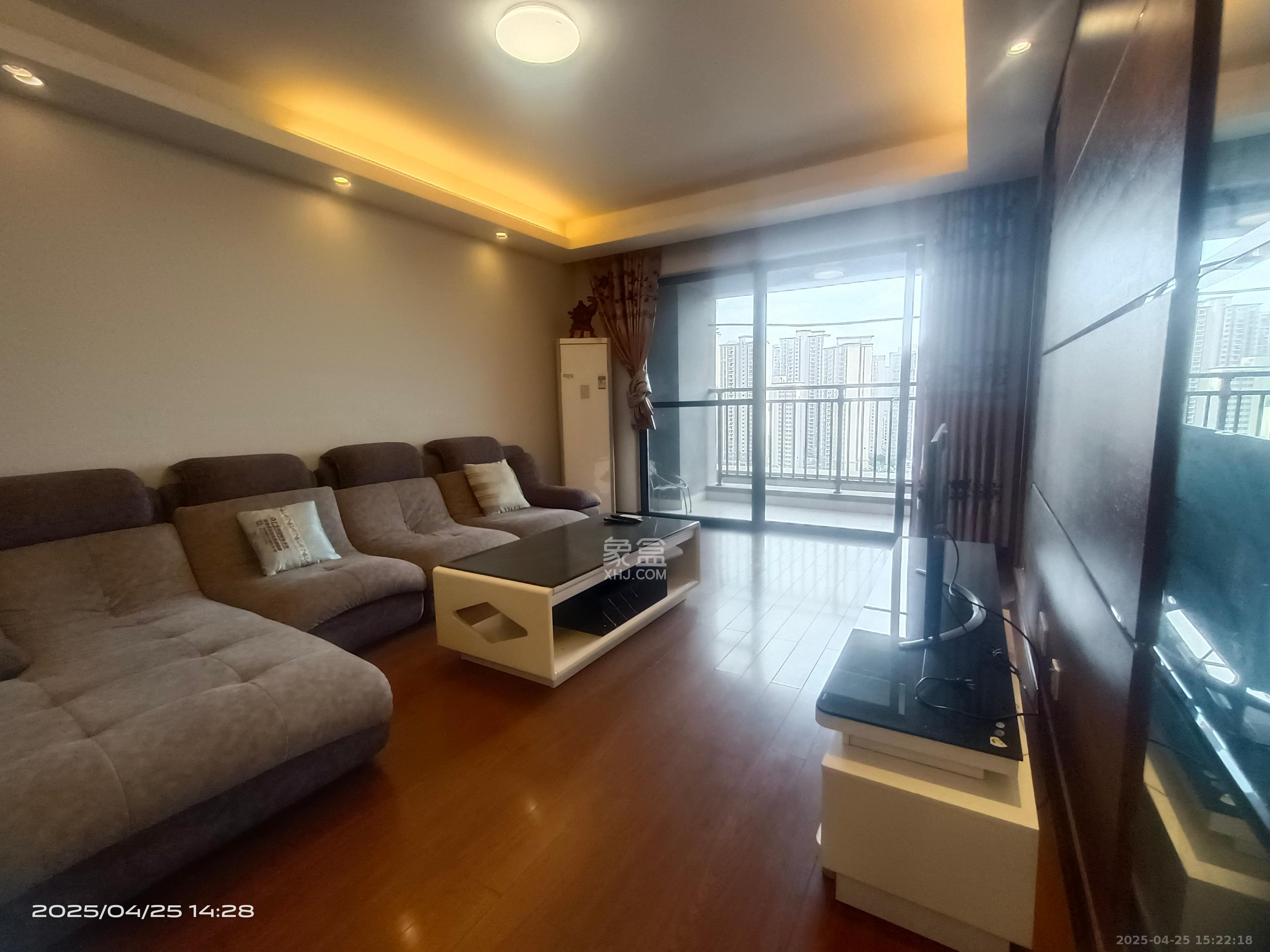 万科金域华府三四期 3室2厅1卫 2600.0元/月 万科金域华府三四期 3室2厅1卫 2600.0元/月室内图