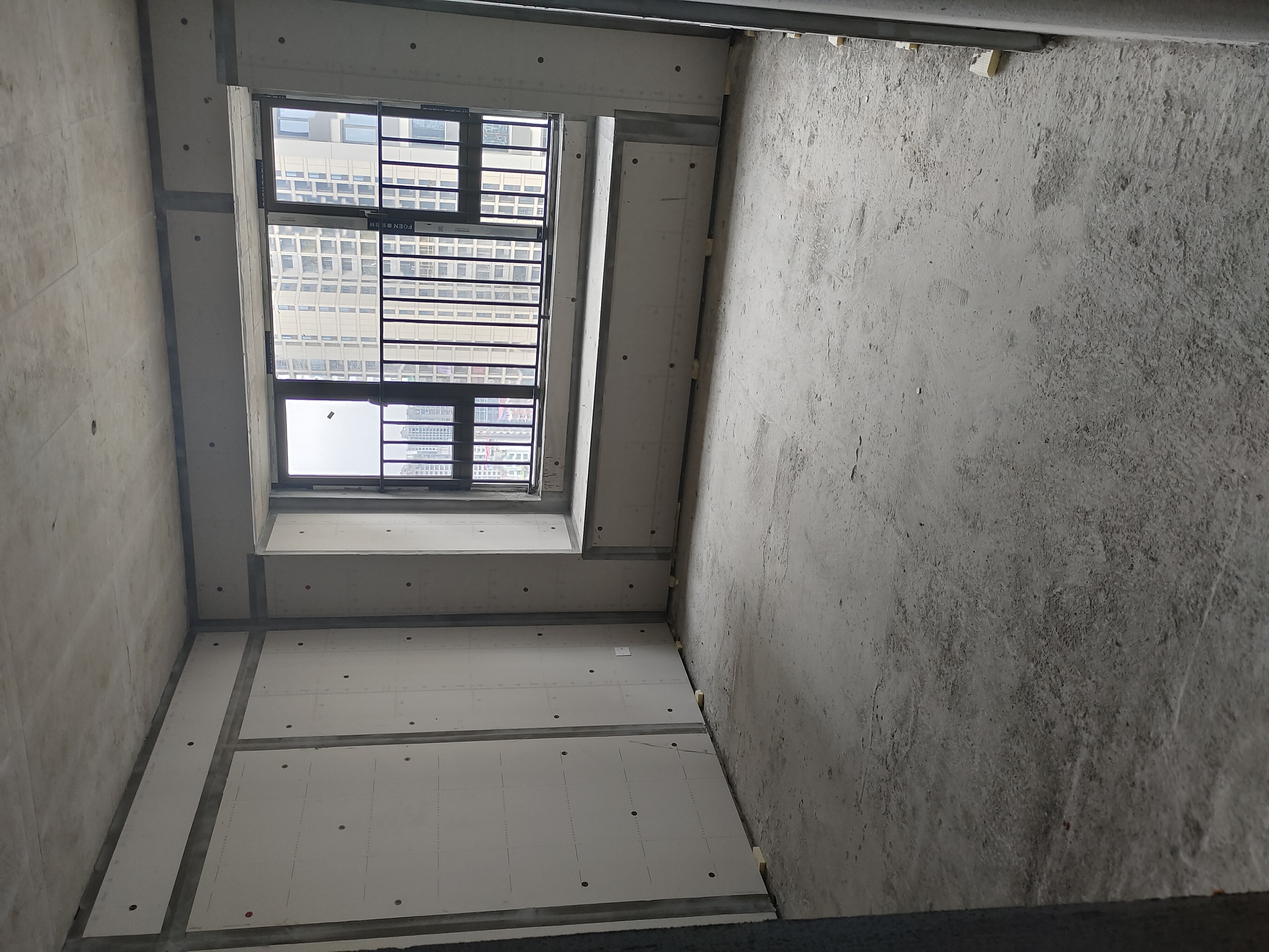 吾悦广场 4室2厅2卫 69.8万 吾悦广场 4室2厅2卫 69.8万客厅