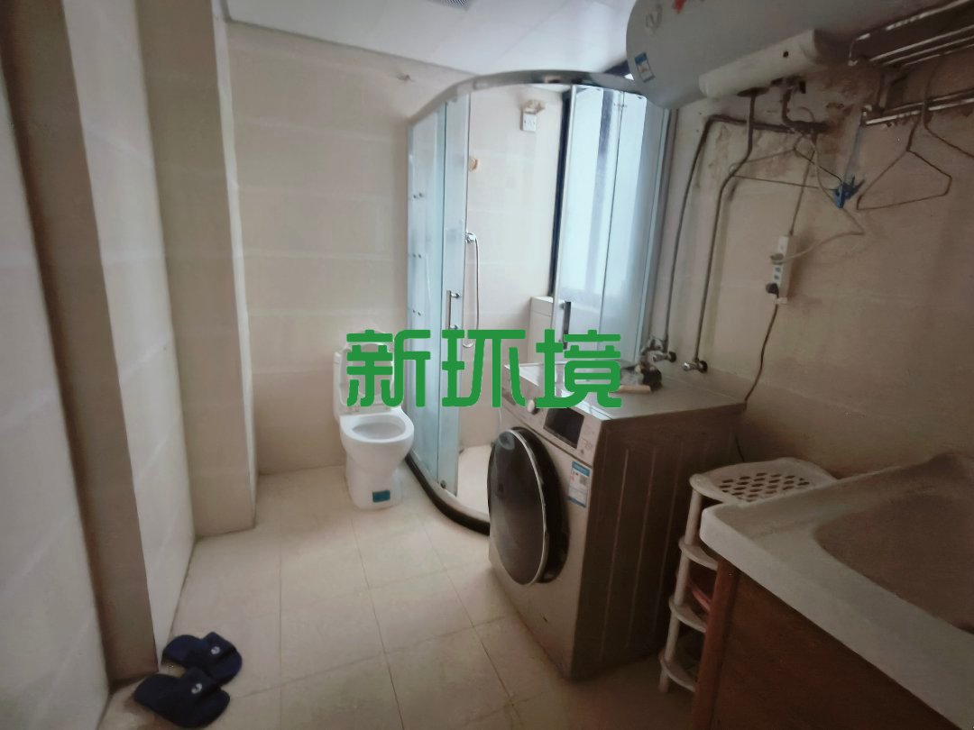 鑫成君泰  1室0厅0卫   79.80万客厅