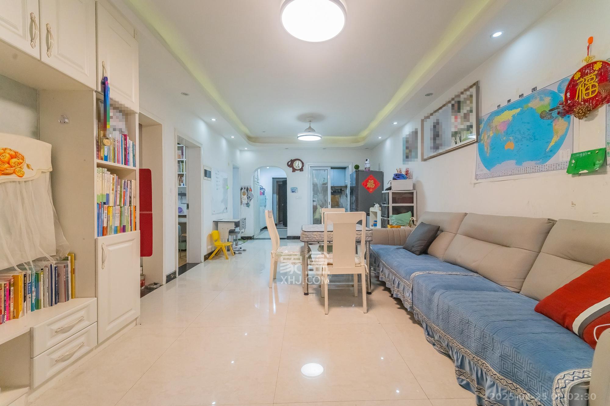 东方航标  3室2厅1卫    70.0万 东方航标  3室2厅1卫    70.0万