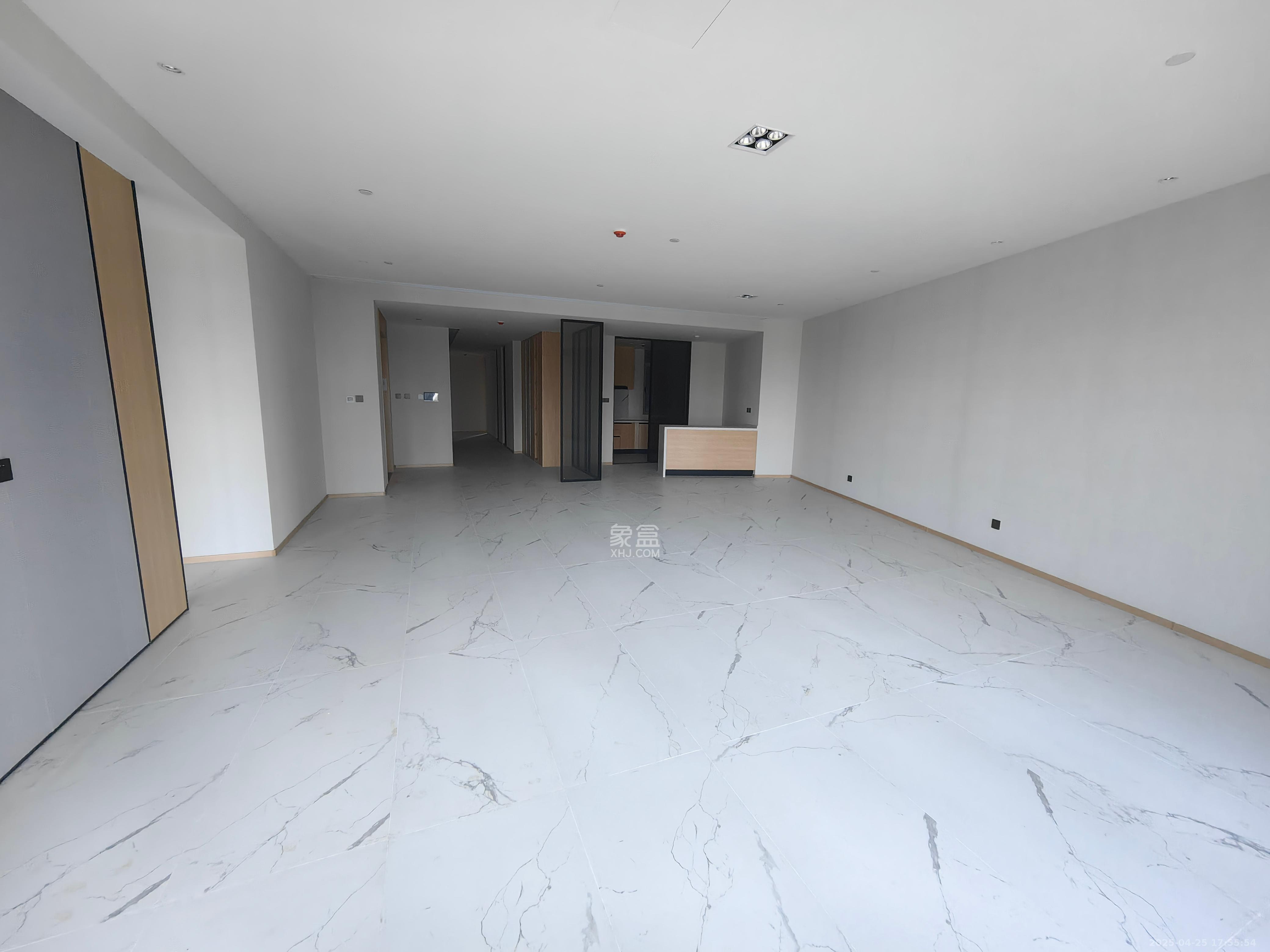 正荣梅溪紫阙台 4室2厅4卫 9000.0元/月 正荣梅溪紫阙台 4室2厅4卫 9000.0元/月室内图