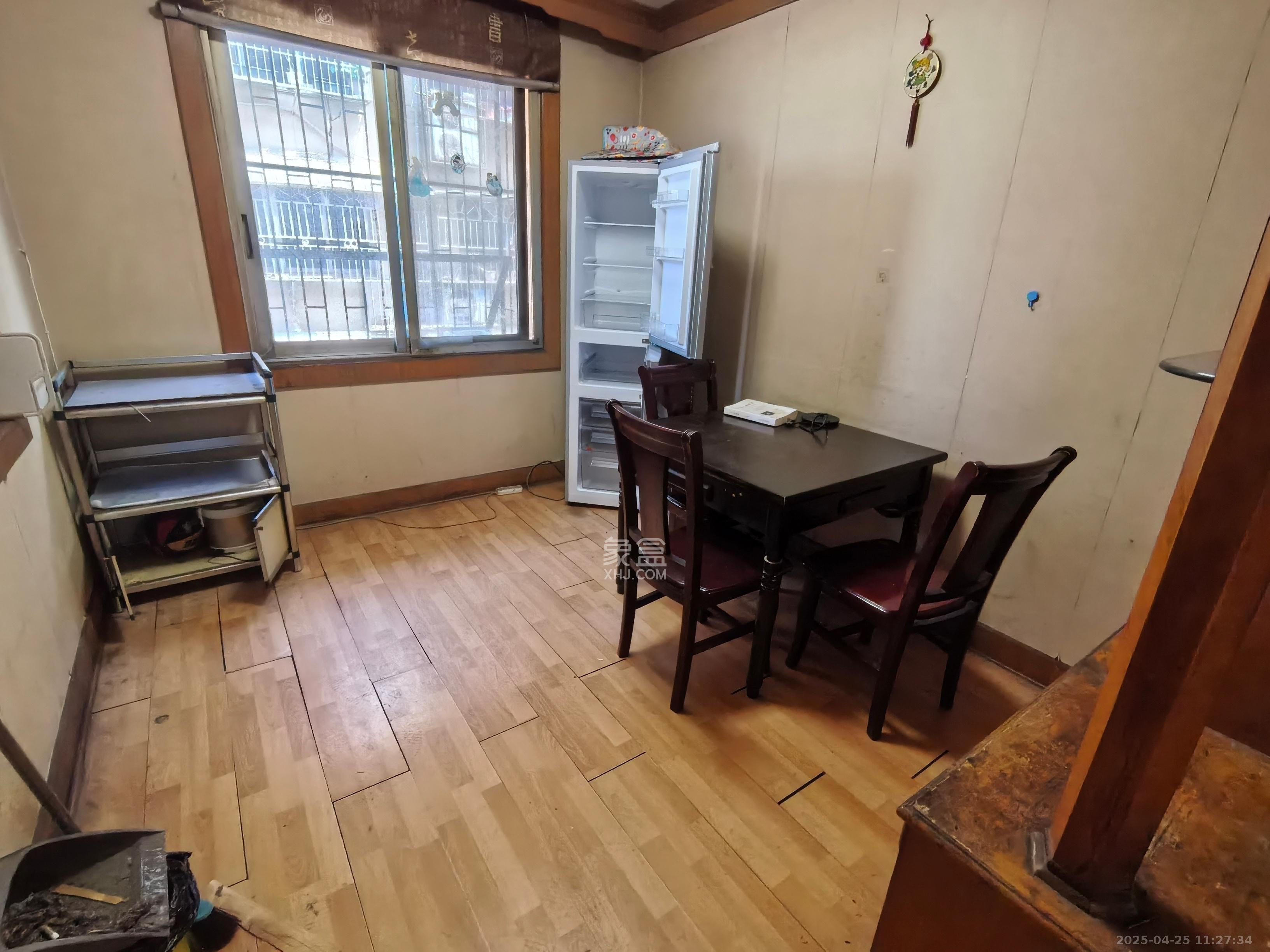 旺强宿舍 3室1厅1卫 1600.0元/月 旺强宿舍 3室1厅1卫 1600.0元/月室内图